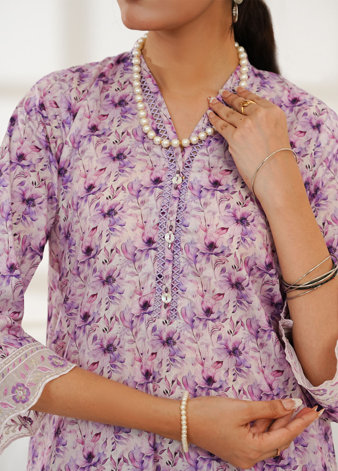 Co-Ord's By Aizal Embroidered Lawn 2 Piece Stitched Suit AL25COEV2 D-555 Co-Ord's By Aizal Embroidered Lawn 2 Piece Stitched Suit AL25COEV2 D-555