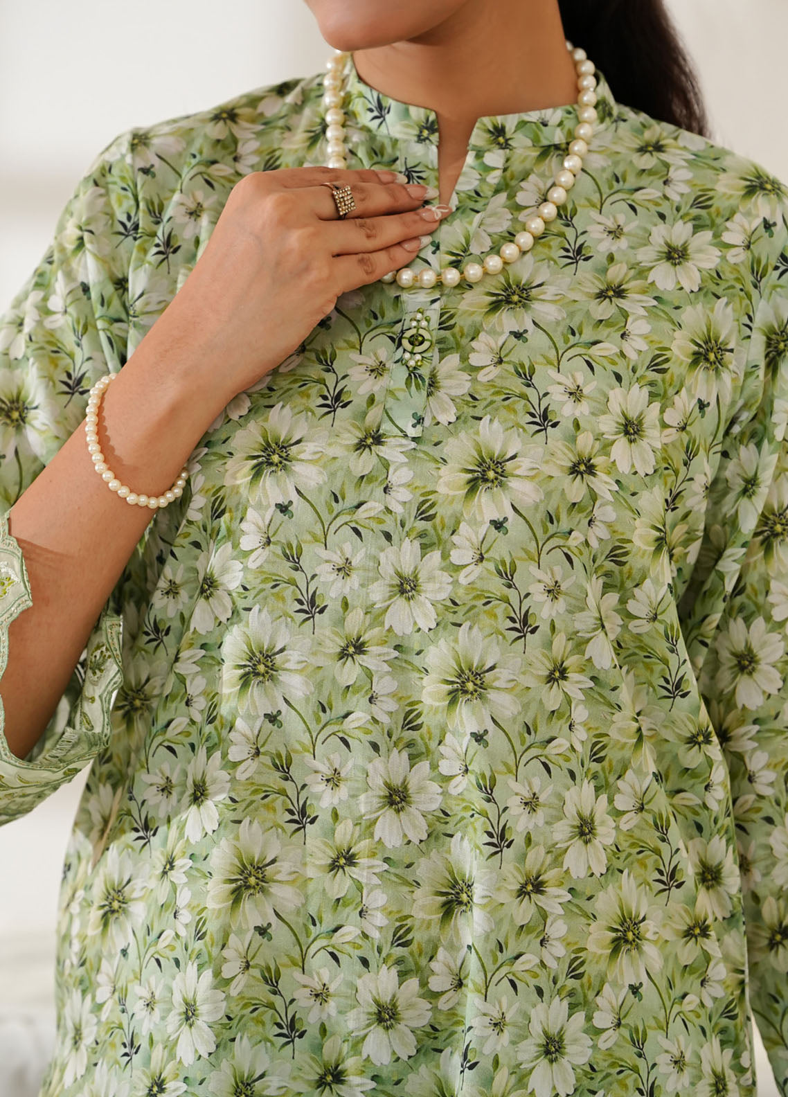 Co-Ord's By Aizal Embroidered Lawn 2 Piece Stitched Suit AL25COEV2 D-563 Co-Ord's By Aizal Embroidered Lawn 2 Piece Stitched Suit AL25COEV2 D-563