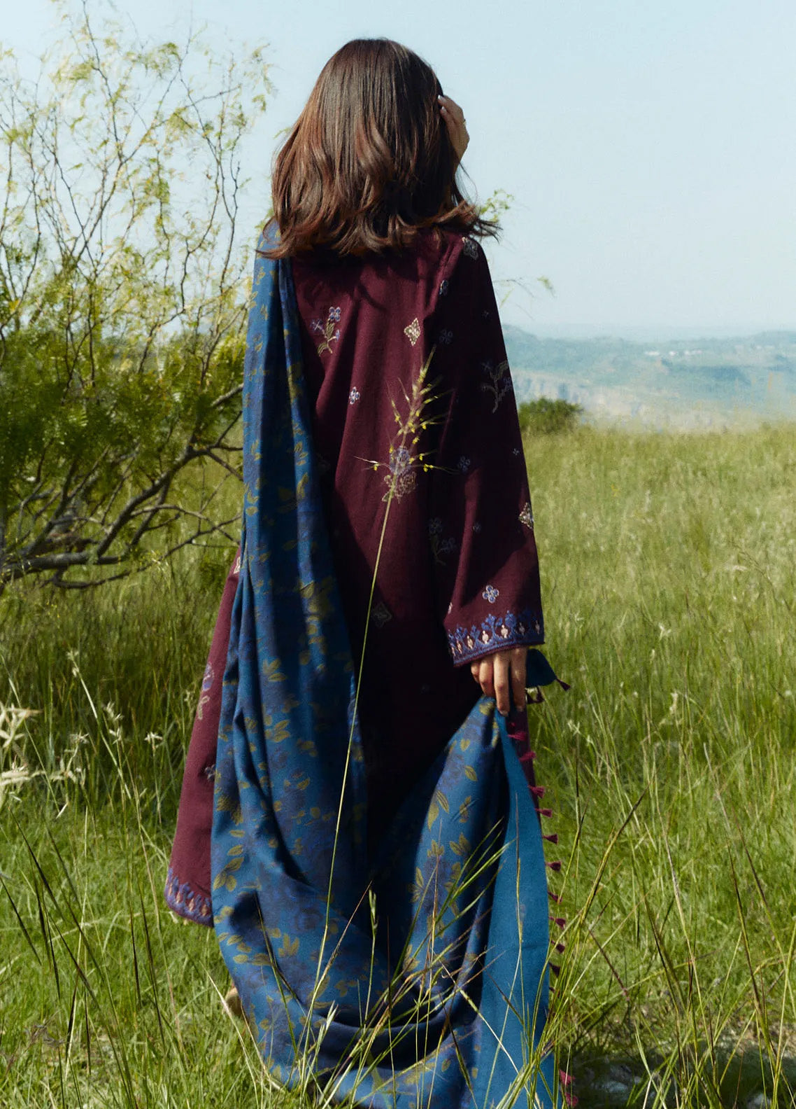 Coco By Zara Shahjahan Embroidered Karandi 3 Piece Unstitched Suit CZS24W D8A AMETHYST Coco By Zara Shahjahan Embroidered Karandi 3 Piece Unstitched Suit CZS24W D8A AMETHYST