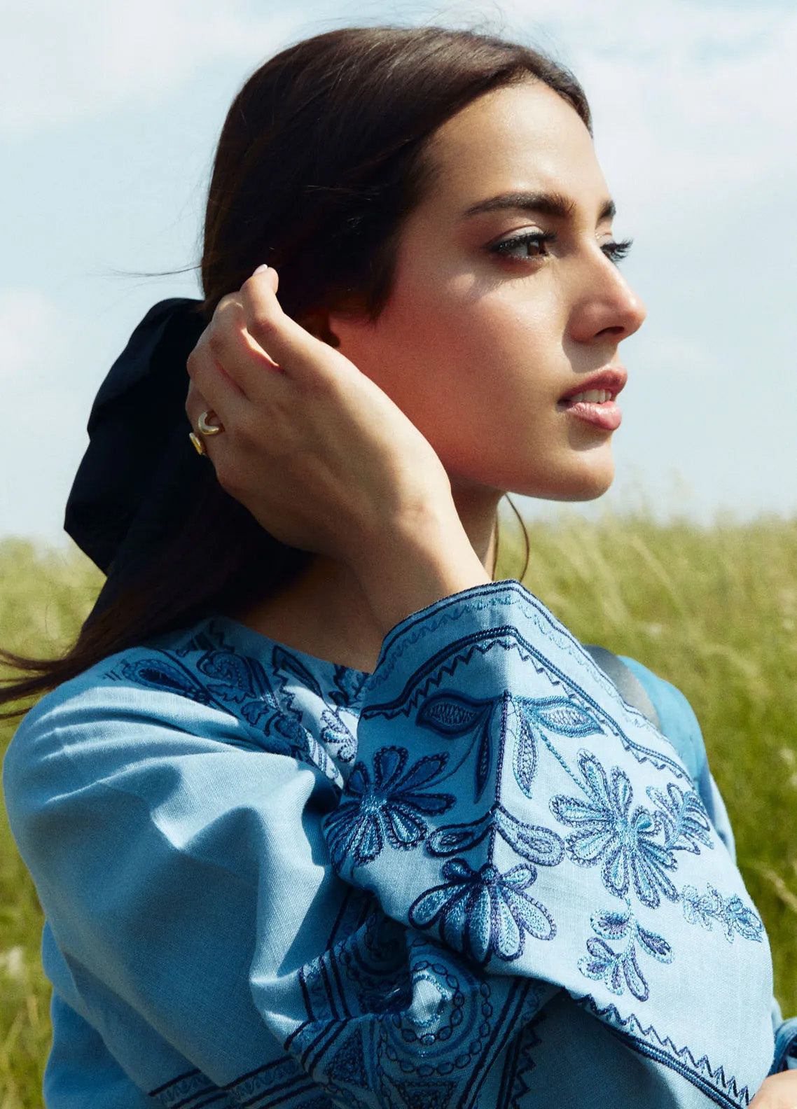 Coco By Zara Shahjahan Embroidered Khaddar 3 Piece Unstitched Suit CZS24W D4A TOPAZ Coco By Zara Shahjahan Embroidered Khaddar 3 Piece Unstitched Suit CZS24W D4A TOPAZ