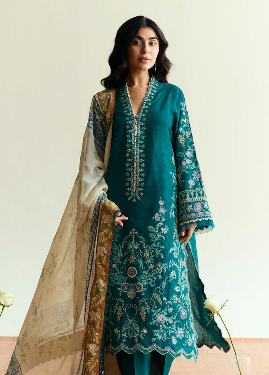 Coco By Zara Shahjahan Embroidered Lawn 3 Piece Unstitched Suit CZS25EE D-04 MARIGOLD Coco By Zara Shahjahan Embroidered Lawn 3 Piece Unstitched Suit CZS25EE D-04 MARIGOLD