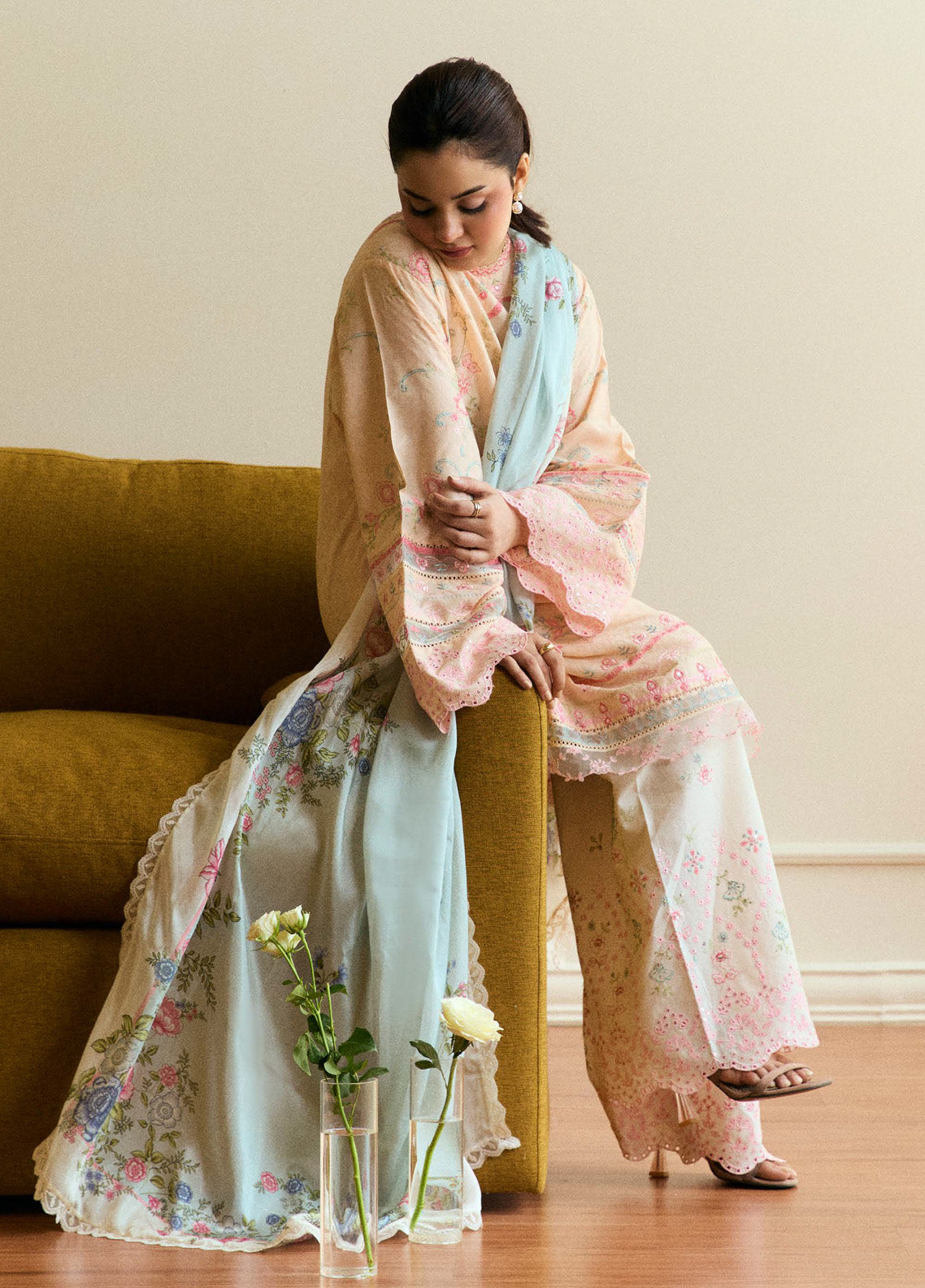 Coco By Zara Shahjahan Embroidered Lawn 3 Piece Unstitched Suit CZS25EE D-07 LUMEN Coco By Zara Shahjahan Embroidered Lawn 3 Piece Unstitched Suit CZS25EE D-07 LUMEN