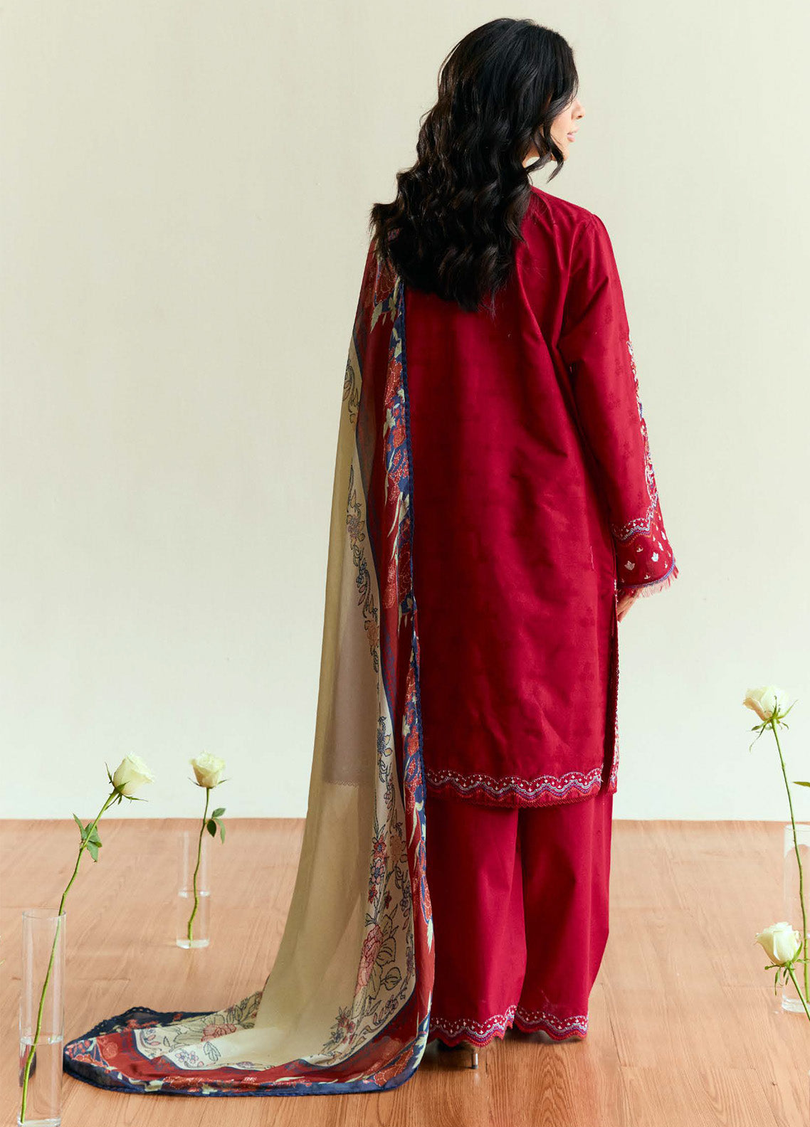 Coco By Zara Shahjahan Embroidered Lawn 3 Piece Unstitched Suit CZS25EE D-08 ALBA Coco By Zara Shahjahan Embroidered Lawn 3 Piece Unstitched Suit CZS25EE D-08 ALBA