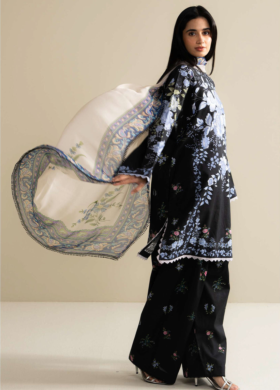 Coco By Zara Shahjahan Embroidered Lawn 3 Piece Unstitched Suit CZS25PSV3 D-10B EMIN Coco By Zara Shahjahan Embroidered Lawn 3 Piece Unstitched Suit CZS25PSV3 D-10B EMIN