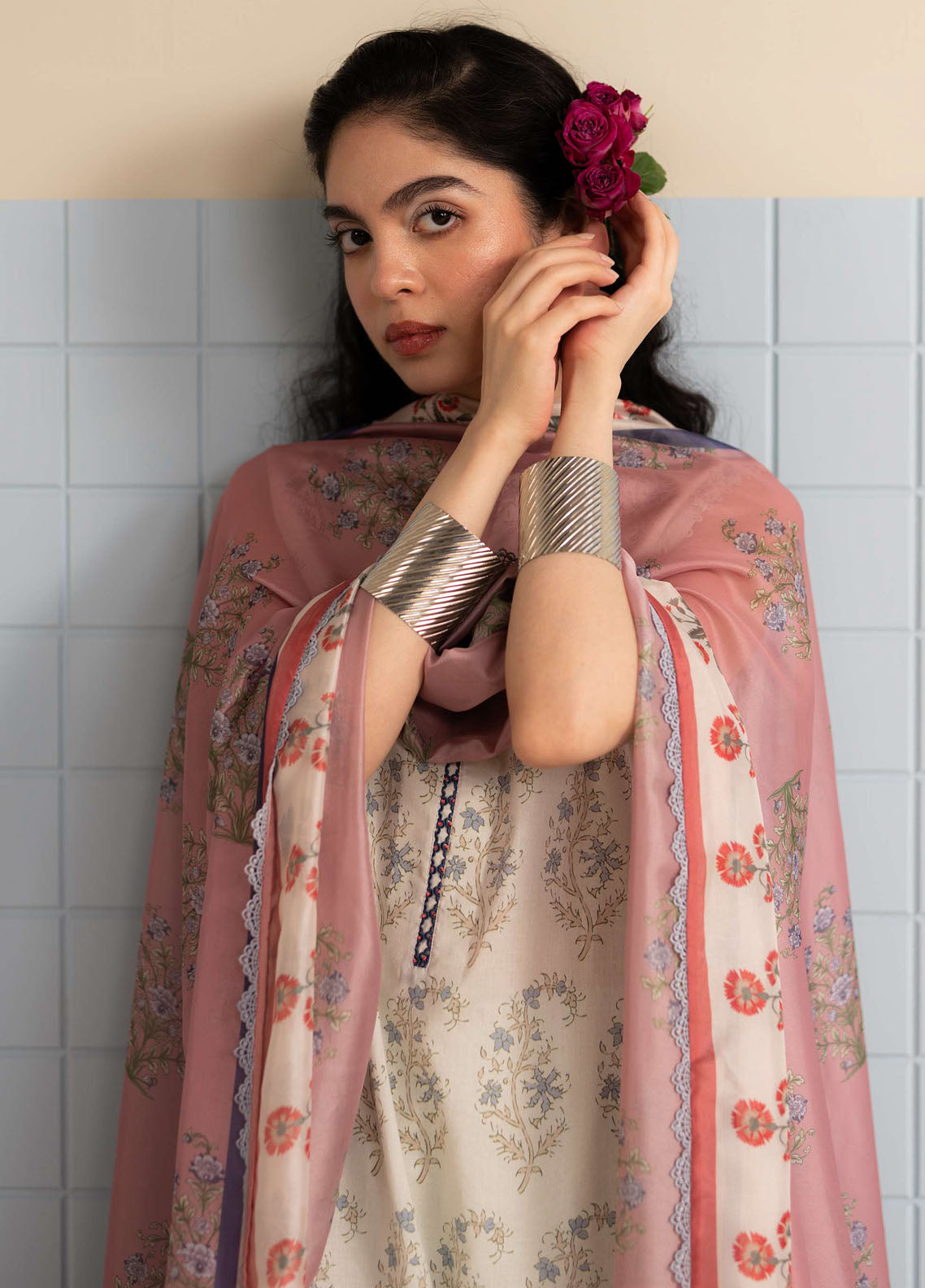Coco By Zara Shahjahan Printed Lawn 3 Piece Unstitched Suit CZS25PSV3 D-3B TINSA Coco By Zara Shahjahan Printed Lawn 3 Piece Unstitched Suit CZS25PSV3 D-3B TINSA