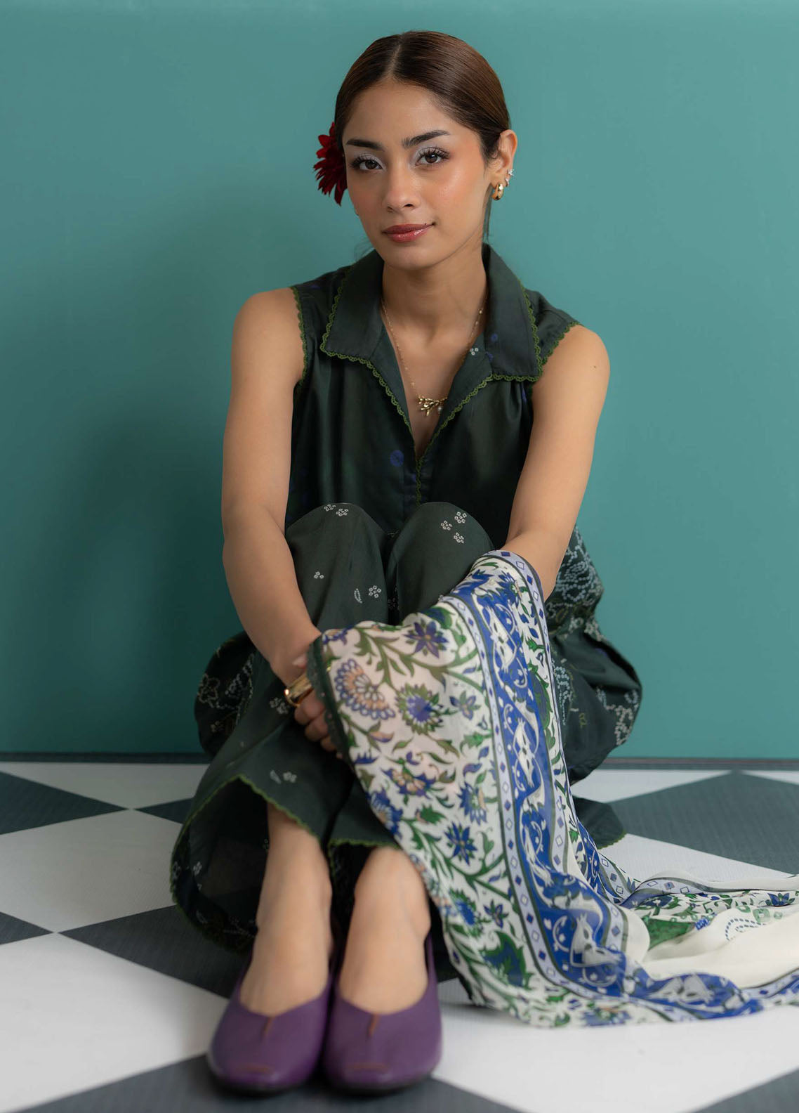 Coco By Zara Shahjahan Embroidered Lawn 3 Piece Unstitched Suit CZS25PSV3 D-6A KINA Coco By Zara Shahjahan Embroidered Lawn 3 Piece Unstitched Suit CZS25PSV3 D-6A KINA