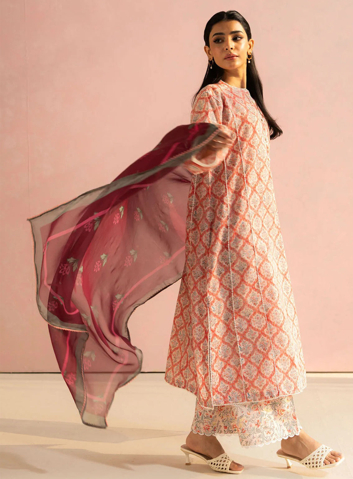 Coco By Zara Shahjahan Printed Lawn 3 Piece Unstitched Suit CZS25P D-10A AMAYA Coco By Zara Shahjahan Printed Lawn 3 Piece Unstitched Suit CZS25P D-10A AMAYA