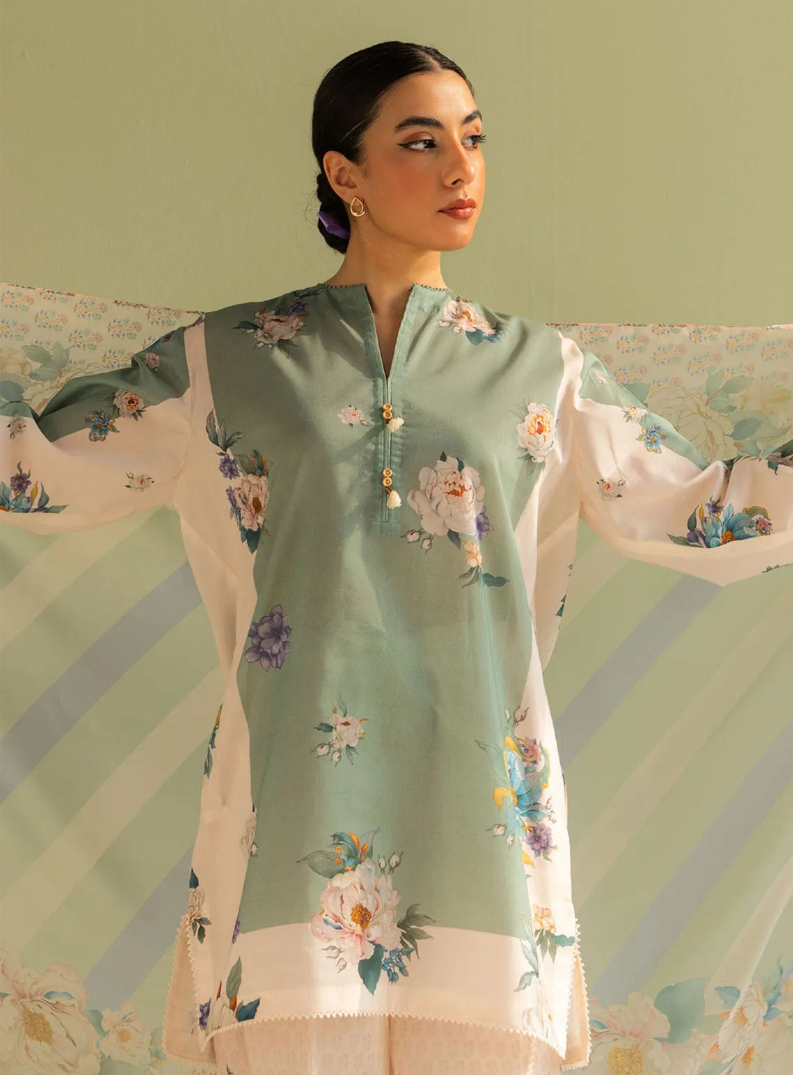 Coco By Zara Shahjahan Printed Lawn 3 Piece Unstitched Suit CZS25P D-2A SOFIA Coco By Zara Shahjahan Printed Lawn 3 Piece Unstitched Suit CZS25P D-2A SOFIA