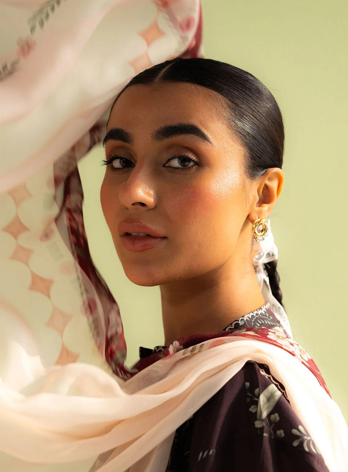 Coco By Zara Shahjahan Printed Lawn 3 Piece Unstitched Suit CZS25P D-7B ZOE Coco By Zara Shahjahan Printed Lawn 3 Piece Unstitched Suit CZS25P D-7B ZOE