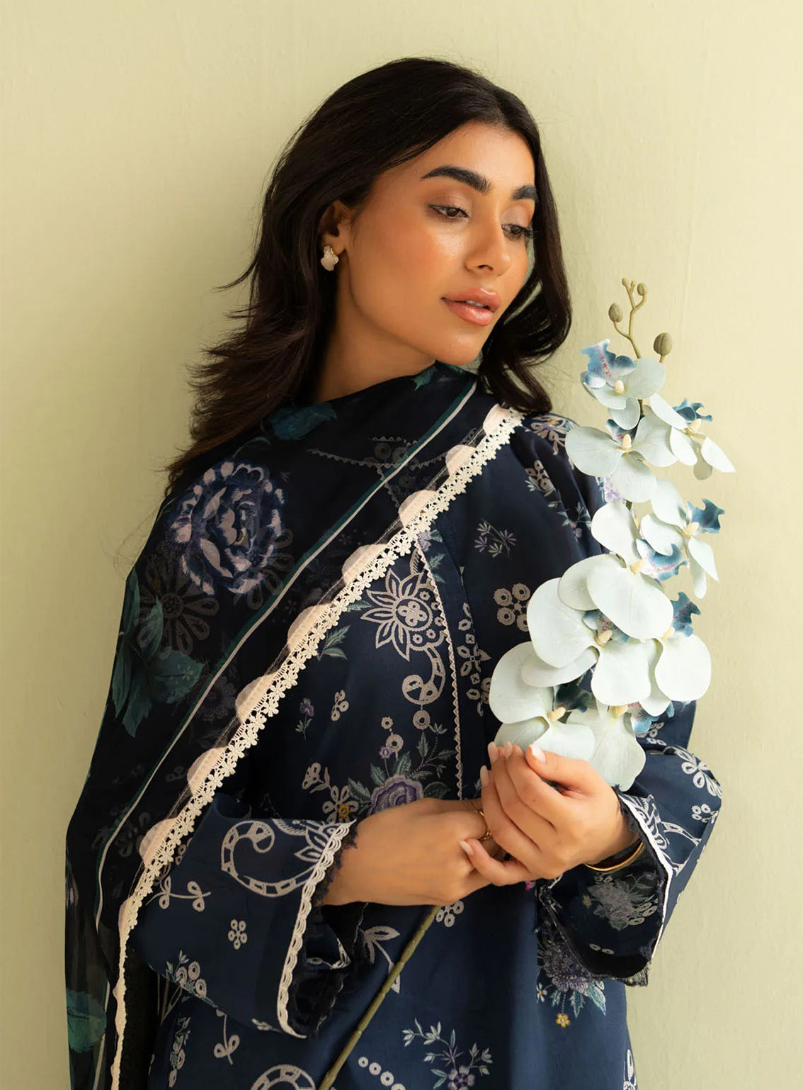 Coco By Zara Shahjahan Printed Lawn 3 Piece Unstitched Suit CZS25P D-8A NORA Coco By Zara Shahjahan Printed Lawn 3 Piece Unstitched Suit CZS25P D-8A NORA
