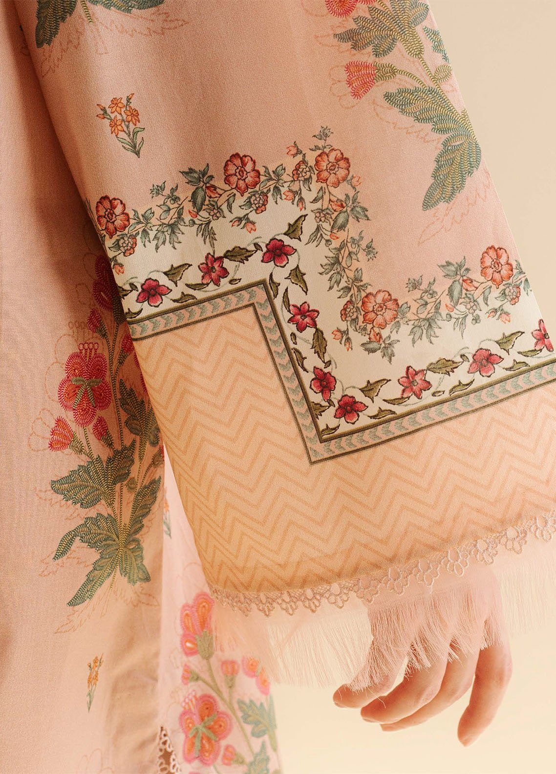 Coco By Zara Shahjahan Printed Lawn 3 Piece Unstitched Suit CZS25PD2 D-2A RAYA Coco By Zara Shahjahan Printed Lawn 3 Piece Unstitched Suit CZS25PD2 D-2A RAYA
