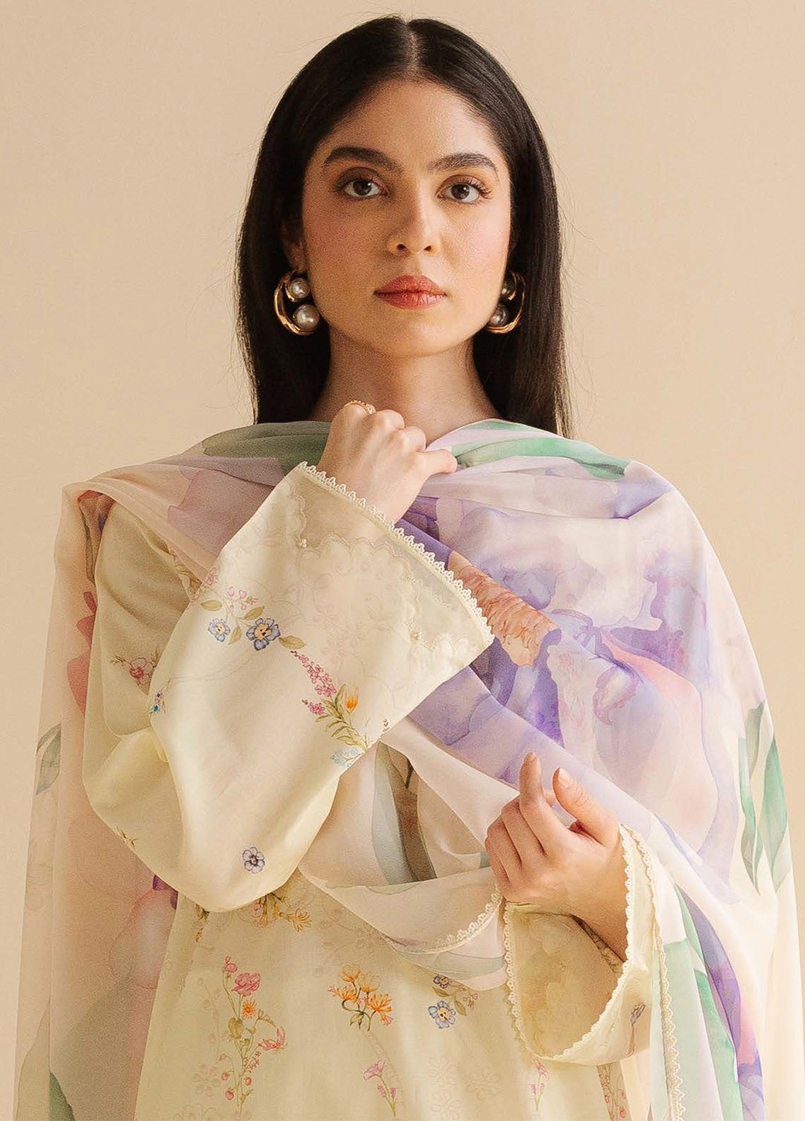 Coco By Zara Shahjahan Printed Lawn 3 Piece Unstitched Suit CZS25PD2 D-3B ARIA Coco By Zara Shahjahan Printed Lawn 3 Piece Unstitched Suit CZS25PD2 D-3B ARIA