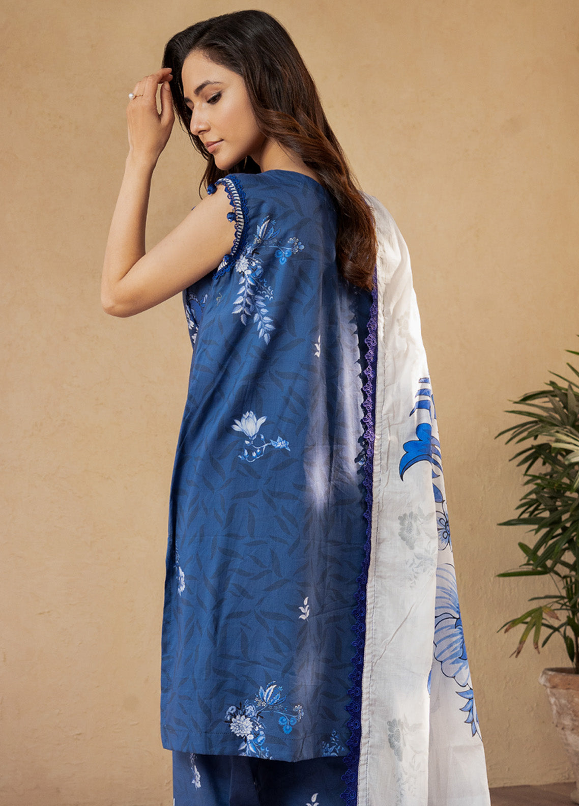 Coco Cords By Alzohaib Digital Printed Lawn 3 Piece Unstitched Suit AZ25CC D-03 Coco Cords By Alzohaib Digital Printed Lawn 3 Piece Unstitched Suit AZ25CC D-03