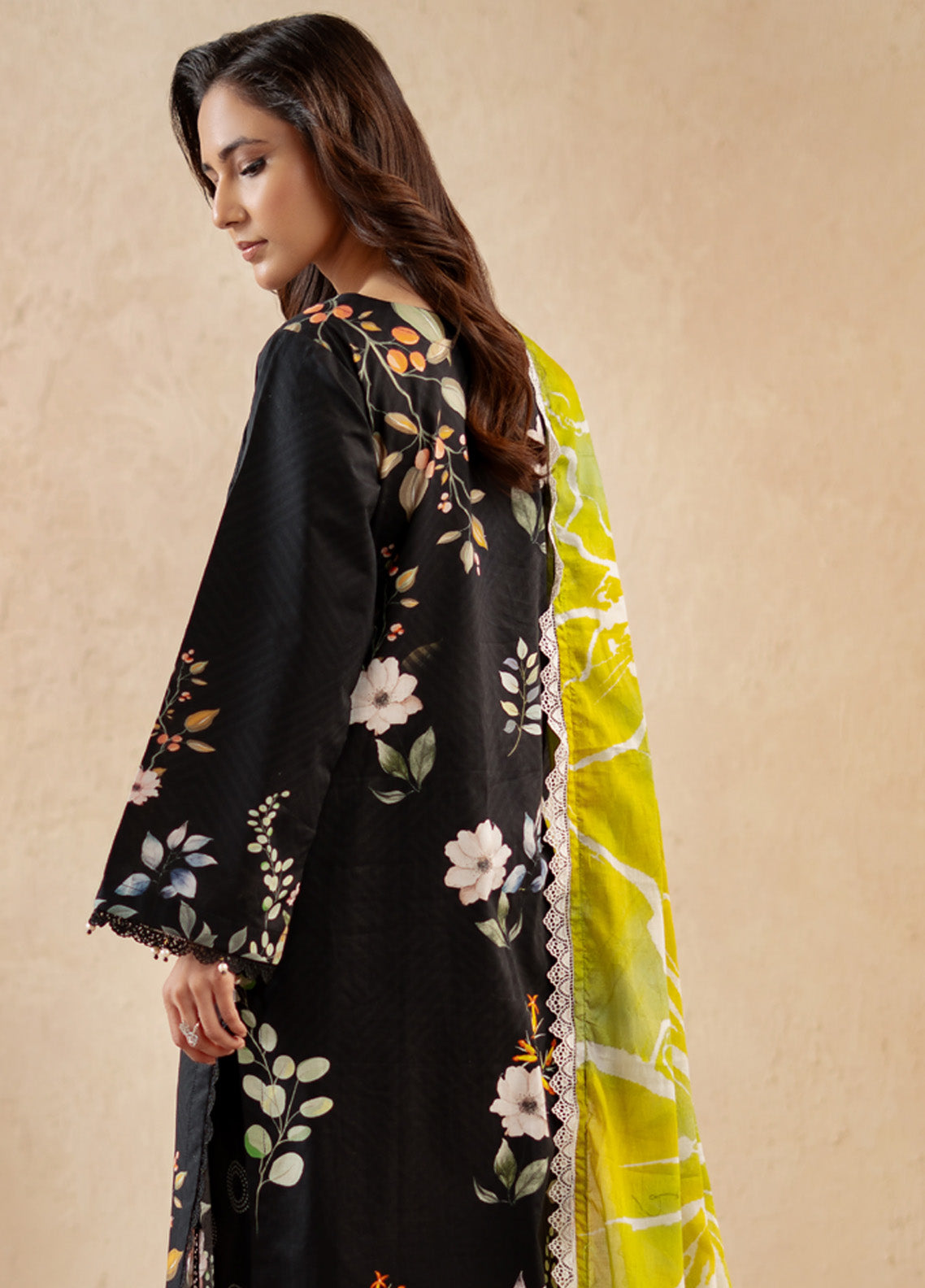 Coco Cords By Alzohaib Digital Printed Lawn 3 Piece Unstitched Suit AZ25CC D-06 Coco Cords By Alzohaib Digital Printed Lawn 3 Piece Unstitched Suit AZ25CC D-06