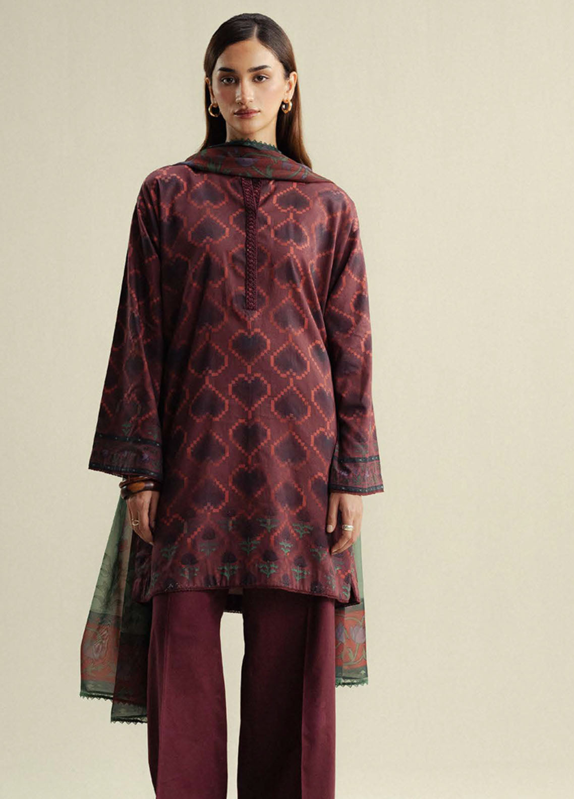 Coco Prints By Zara Shahjahan Printed Cotton Satin 3 Piece Unstitched Suit CZS25PD4 D-6B ROVE Coco Prints By Zara Shahjahan Printed Cotton Satin 3 Piece Unstitched Suit CZS25PD4 D-6B ROVE