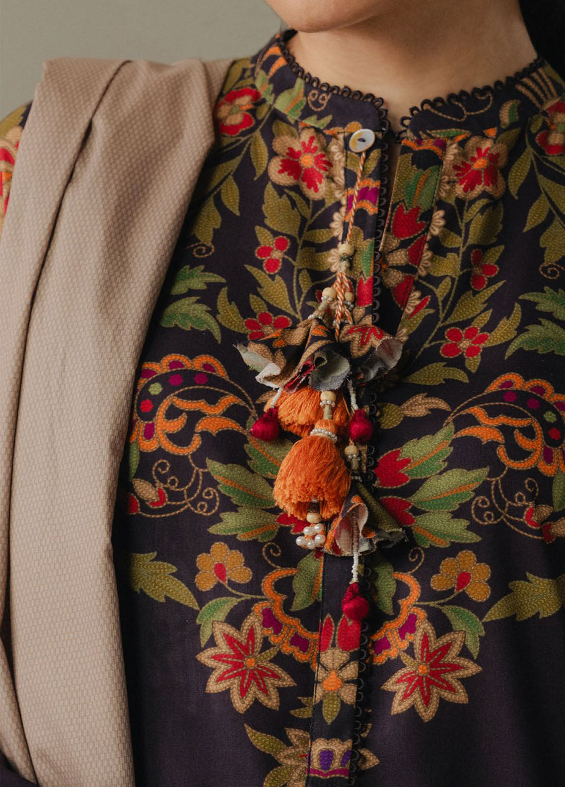 Coco Prints By Zara Shahjahan Printed Linen 3 Piece Unstitched Suit CZS25PD5 D-10B AUTUMN LINE Coco Prints By Zara Shahjahan Printed Linen 3 Piece Unstitched Suit CZS25PD5 D-10B AUTUMN LINE