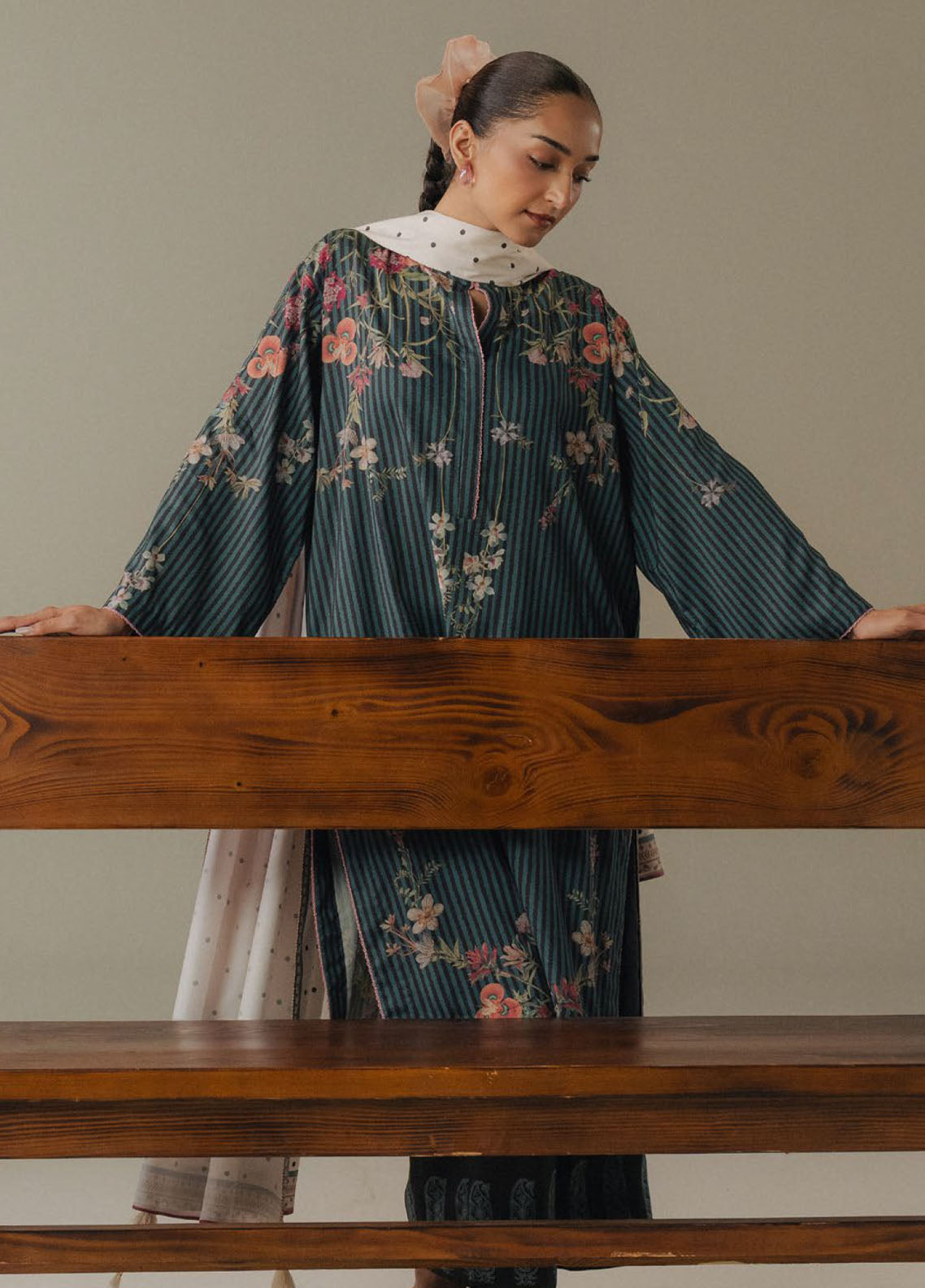 Coco Prints By Zara Shahjahan Printed Linen 3 Piece Unstitched Suit CZS25PD5 D-1B AMBER DAYS Coco Prints By Zara Shahjahan Printed Linen 3 Piece Unstitched Suit CZS25PD5 D-1B AMBER DAYS