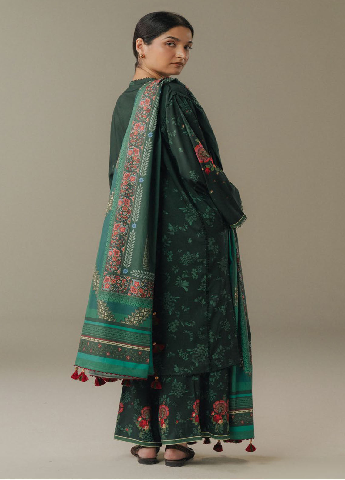 Coco Prints By Zara Shahjahan Printed Linen 3 Piece Unstitched Suit CZS25PD5 D-2A WILD FERN Coco Prints By Zara Shahjahan Printed Linen 3 Piece Unstitched Suit CZS25PD5 D-2A WILD FERN