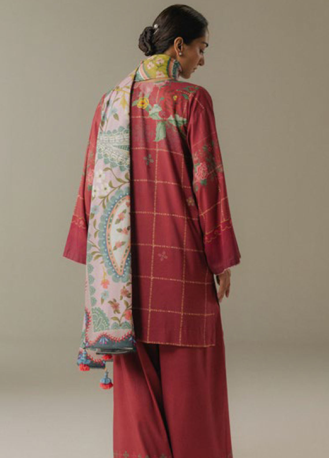 Coco Prints By Zara Shahjahan Printed Linen 3 Piece Unstitched Suit CZS25PD5 D-5B OLIVE HOUR Coco Prints By Zara Shahjahan Printed Linen 3 Piece Unstitched Suit CZS25PD5 D-5B OLIVE HOUR