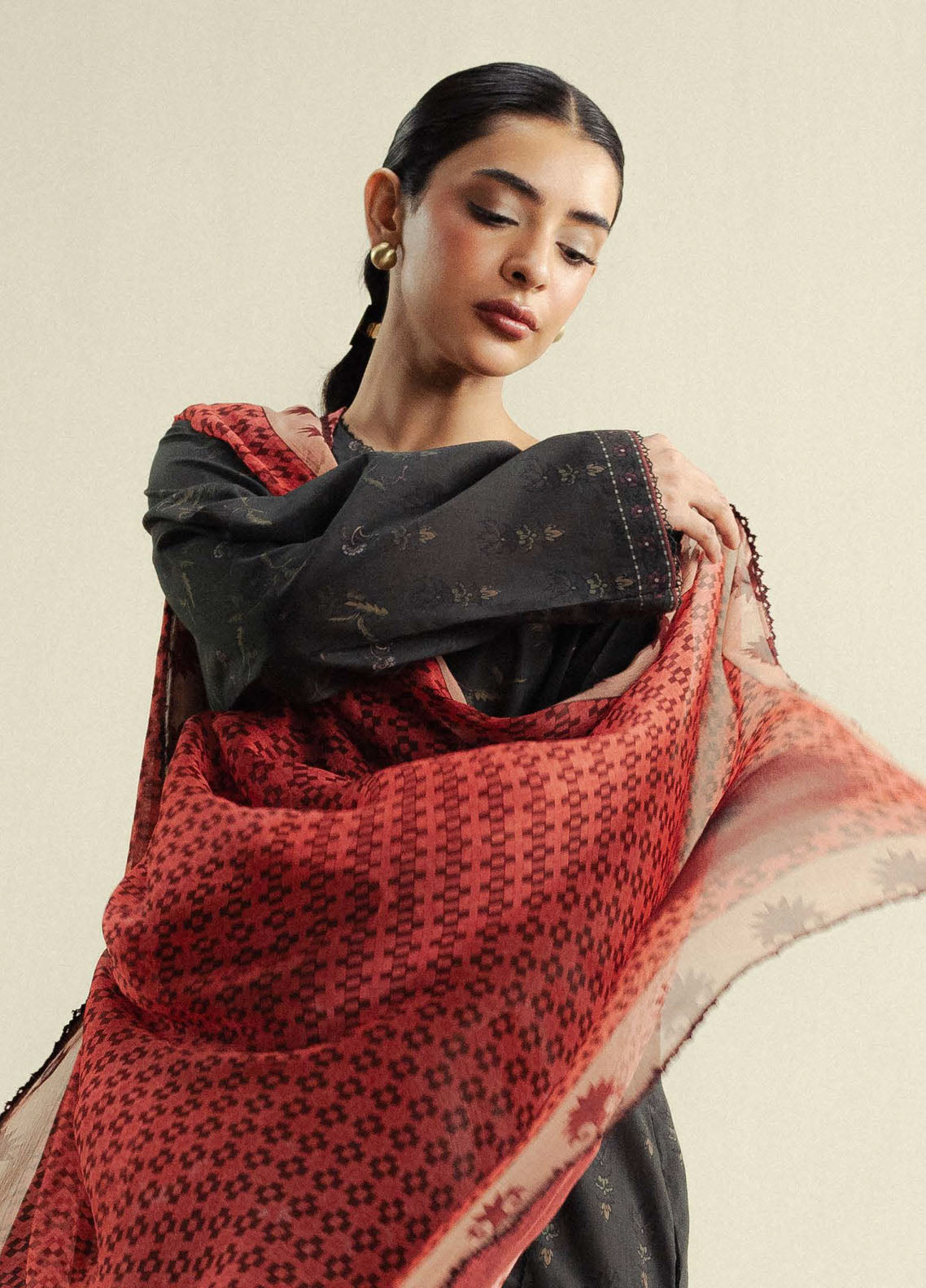 Coco Prints By Zara Shahjahan Printed Slub Cotton 3 Piece Unstitched Suit CZS25PD4 D-5A FABLE Coco Prints By Zara Shahjahan Printed Slub Cotton 3 Piece Unstitched Suit CZS25PD4 D-5A FABLE