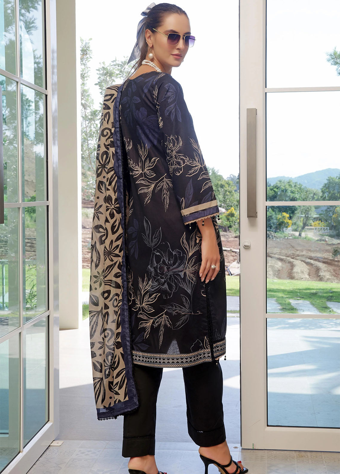 Colors By Alzohaib Digital Printed Cambric 3 Piece Unstitched Suit AZ25CCV1 CDC-02 Colors By Alzohaib Digital Printed Cambric 3 Piece Unstitched Suit AZ25CCV1 CDC-02