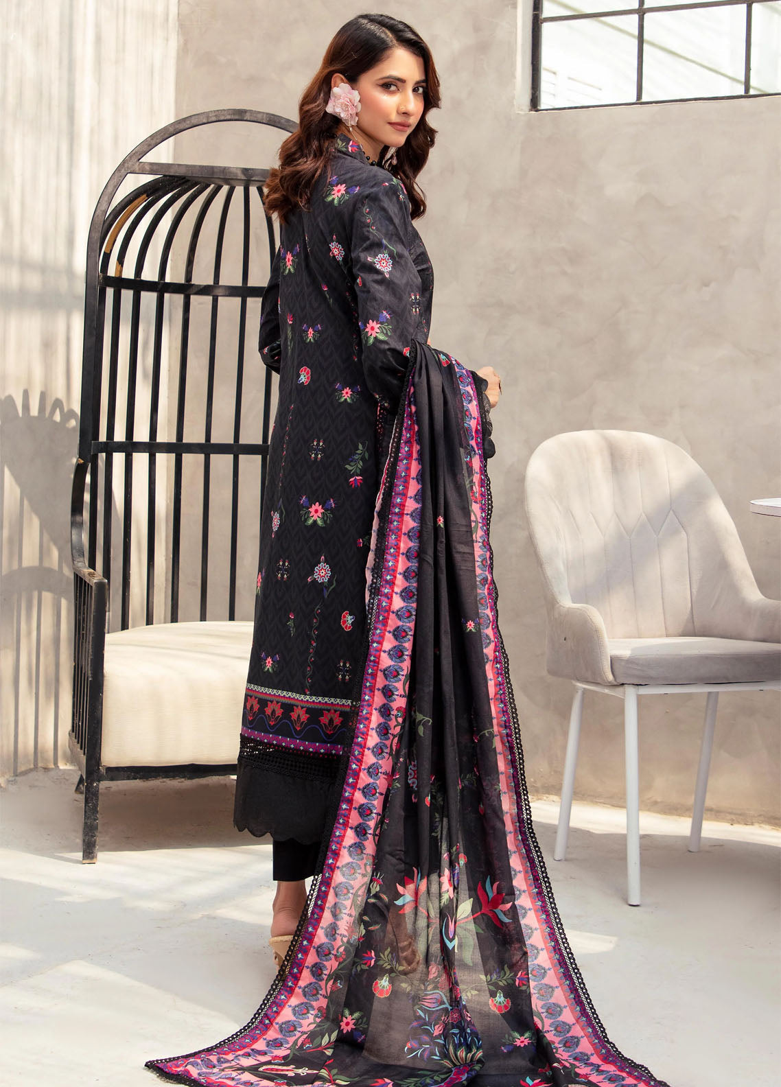 Colors By Alzohaib Digital Printed Cambric 3 Piece Unstitched Suit AZ25CCV2 CDC-6101 Colors By Alzohaib Digital Printed Cambric 3 Piece Unstitched Suit AZ25CCV2 CDC-6101