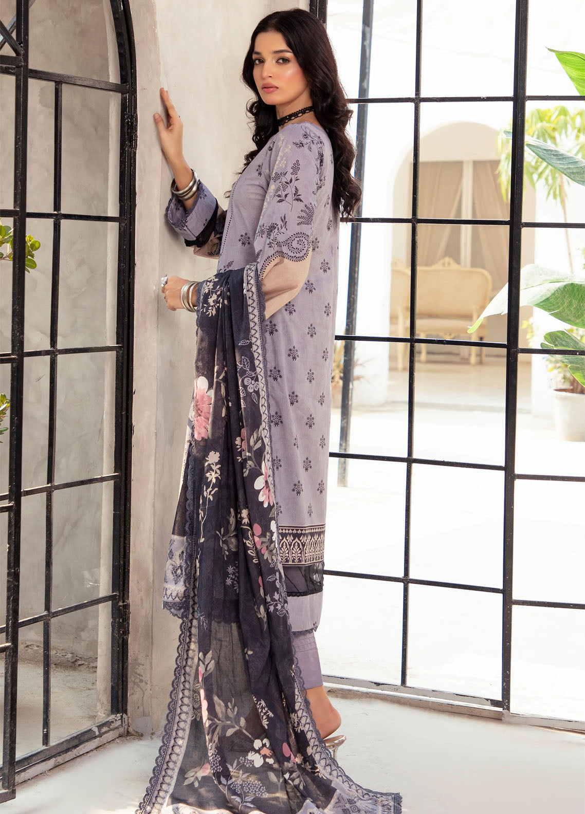 Colors By Alzohaib Digital Printed Cambric 3 Piece Unstitched Suit AZ25CCV2 CDC-6403 Colors By Alzohaib Digital Printed Cambric 3 Piece Unstitched Suit AZ25CCV2 CDC-6403