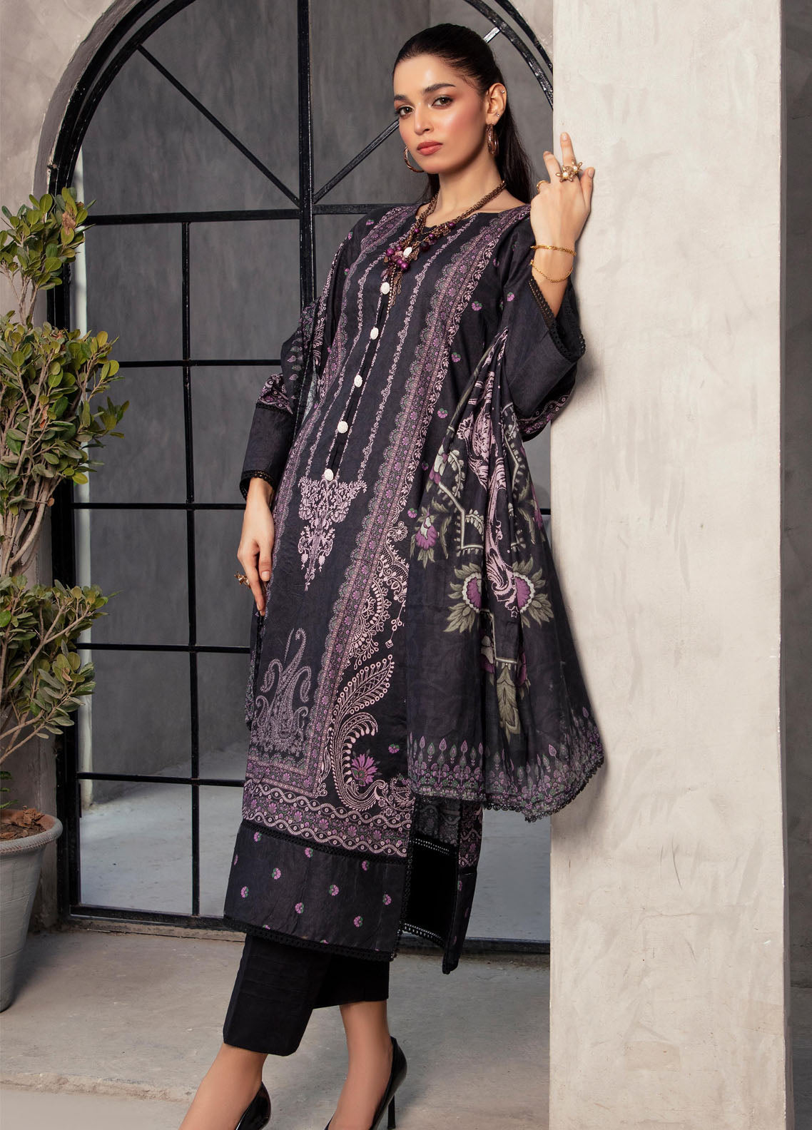 Colors By Alzohaib Digital Printed Cambric 3 Piece Unstitched Suit AZ25CCV2 CDC-6605 Colors By Alzohaib Digital Printed Cambric 3 Piece Unstitched Suit AZ25CCV2 CDC-6605