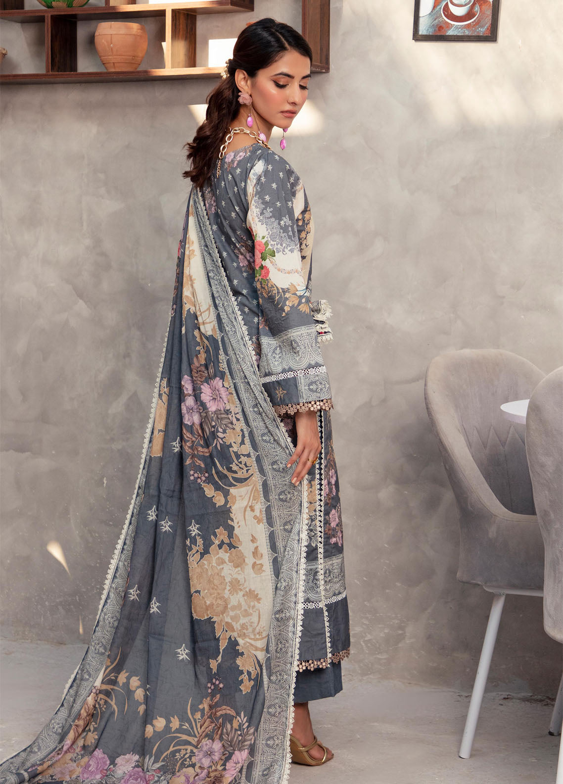 Colors By Alzohaib Digital Printed Cambric 3 Piece Unstitched Suit AZ25CCV2 CDC-7009 Colors By Alzohaib Digital Printed Cambric 3 Piece Unstitched Suit AZ25CCV2 CDC-7009