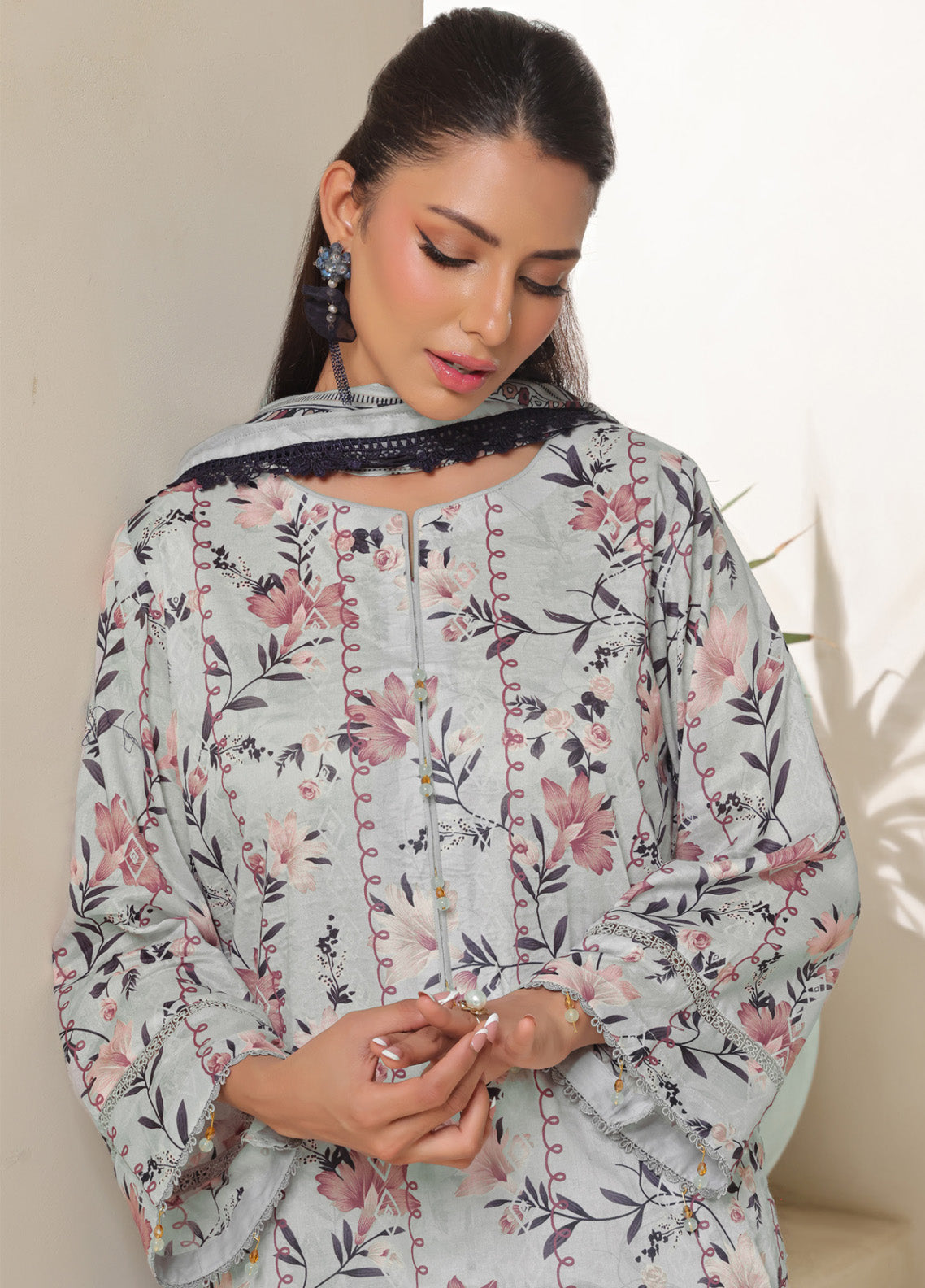 Colors By Alzohaib Digital Printed Lawn 3 Piece Unstitched Suit AZ25C CPD-04 Colors By Alzohaib Digital Printed Lawn 3 Piece Unstitched Suit AZ25C CPD-04