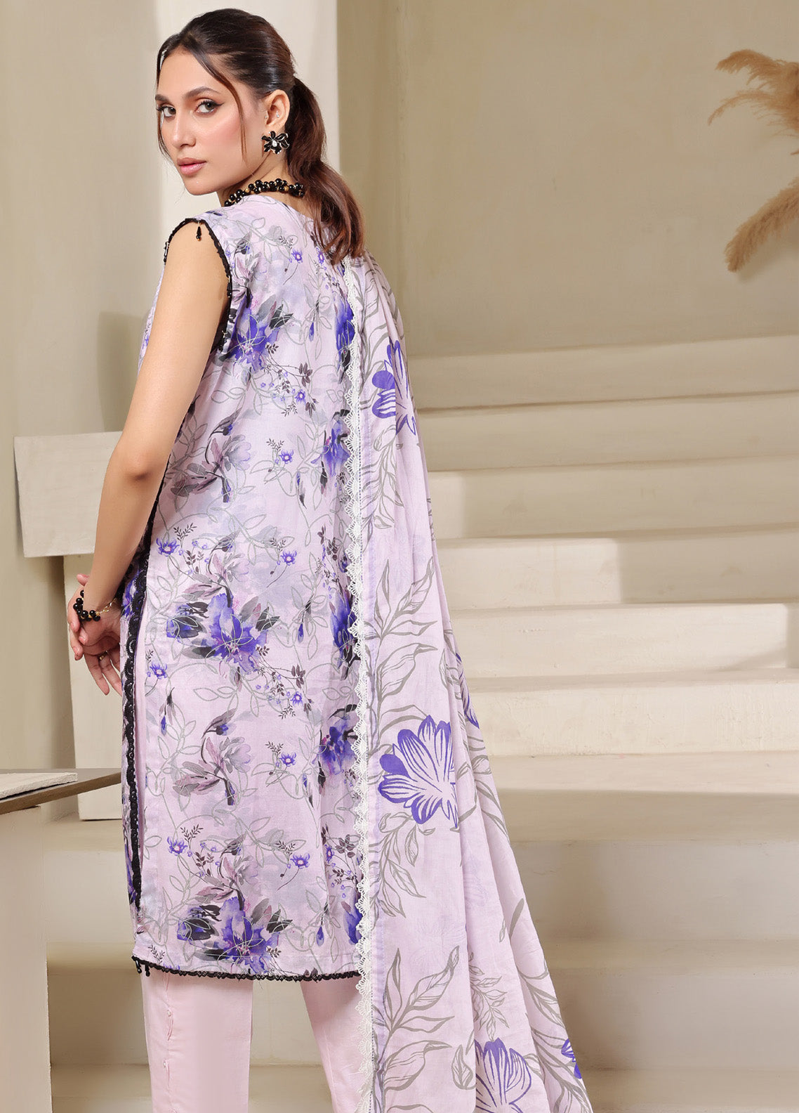 Colors By Alzohaib Digital Printed Lawn 3 Piece Unstitched Suit AZ25C CPD-07 Colors By Alzohaib Digital Printed Lawn 3 Piece Unstitched Suit AZ25C CPD-07