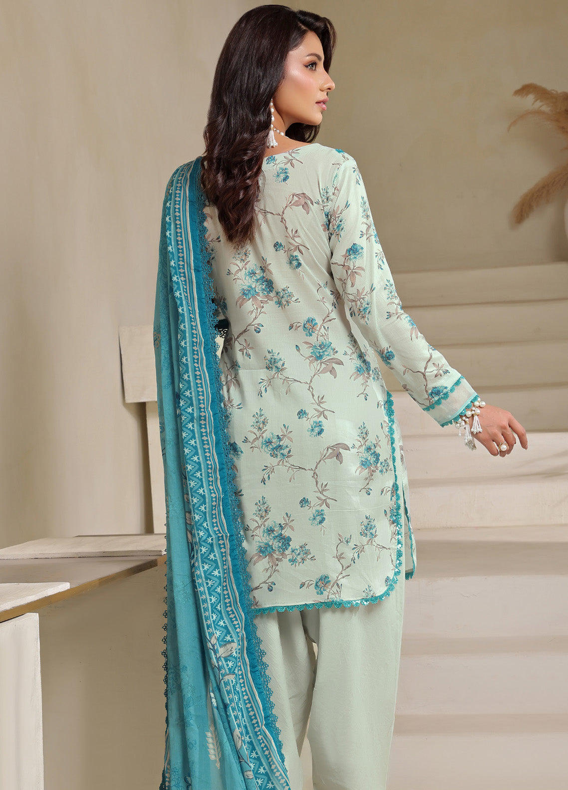Colors By Alzohaib Digital Printed Lawn 3 Piece Unstitched Suit AZ25C CPD-08 Colors By Alzohaib Digital Printed Lawn 3 Piece Unstitched Suit AZ25C CPD-08
