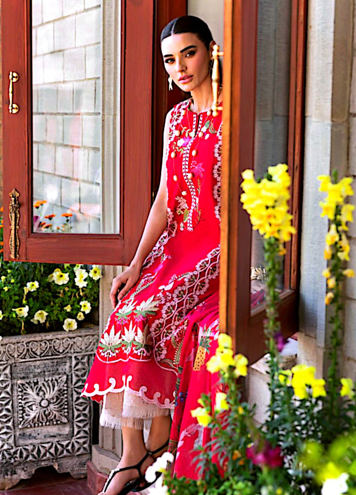 Crimson Bloom By Saira Shakira Embroidered Lawn 3 Piece Unstitched Suit CSS25BUL D-6A SAUVAGE Crimson Bloom By Saira Shakira Embroidered Lawn 3 Piece Unstitched Suit CSS25BUL D-6A SAUVAGE