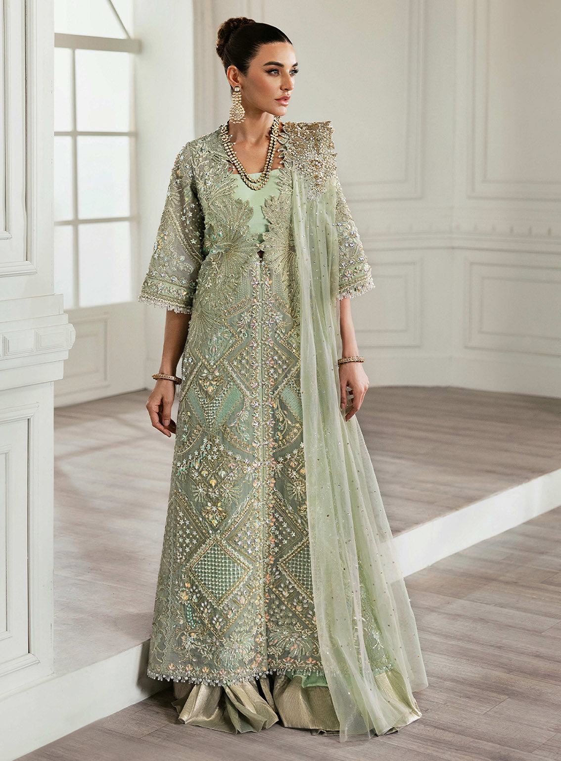 Crimson X Saira Shakira Embroidered Organza 3 Piece Unstitched Suit CSS24W D-01 ART DECO GLITZ Crimson X Saira Shakira Embroidered Organza 3 Piece Unstitched Suit CSS24W D-01 ART DECO GLITZ