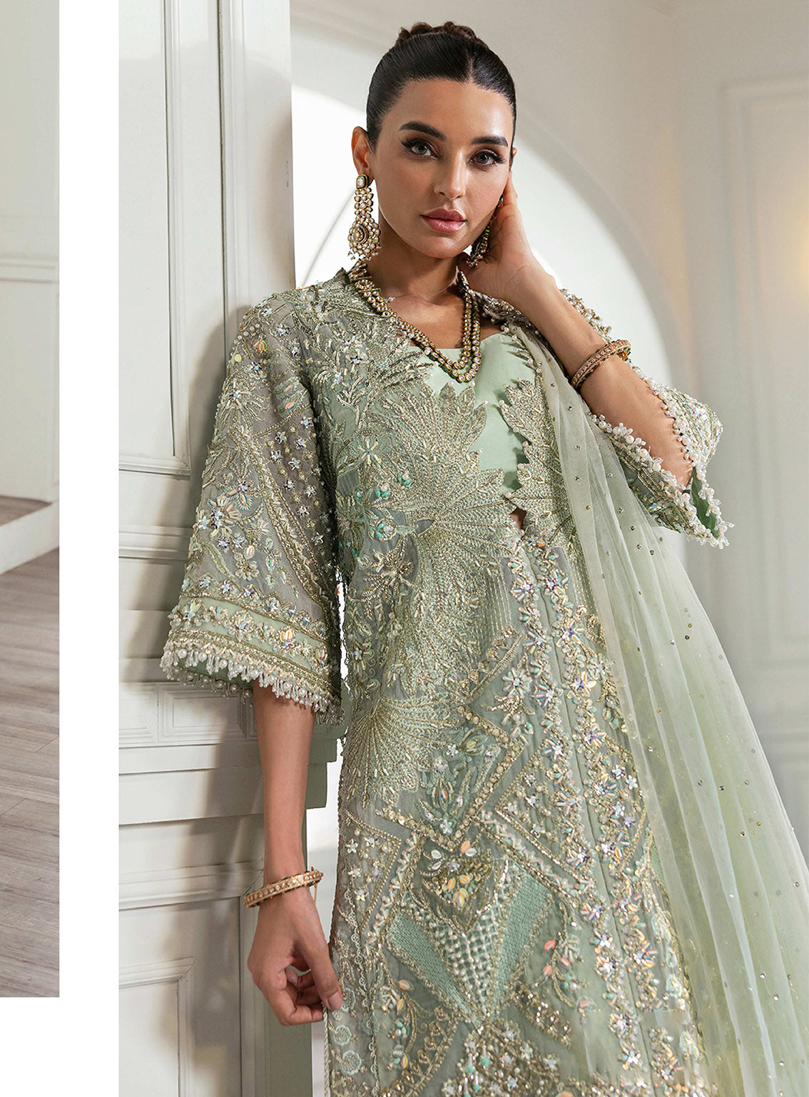 Crimson X Saira Shakira Embroidered Organza 3 Piece Unstitched Suit CSS24W D-01 ART DECO GLITZ Crimson X Saira Shakira Embroidered Organza 3 Piece Unstitched Suit CSS24W D-01 ART DECO GLITZ