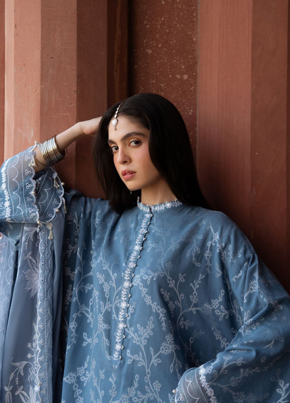 Cross Stitch Embroidered Lawn 3 Piece Unstitched Suit CS25EL D-SILVER MIST Cross Stitch Embroidered Lawn 3 Piece Unstitched Suit CS25EL D-SILVER MIST
