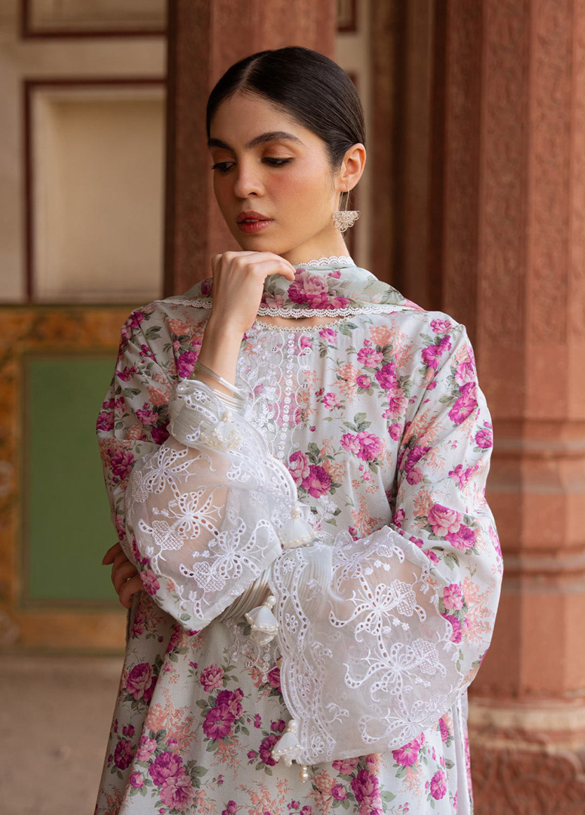 Cross Stitch Embroidered Lawn 3 Piece Unstitched Suit CS25EL D-SPARKLING GEM Cross Stitch Embroidered Lawn 3 Piece Unstitched Suit CS25EL D-SPARKLING GEM