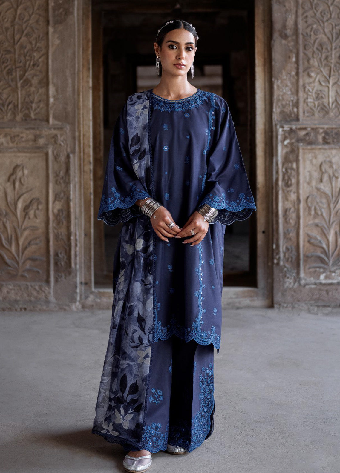 Cross Stitch Embroidered Lawn 3 Piece Unstitched Suit CS25EL D-STAR GAZE Cross Stitch Embroidered Lawn 3 Piece Unstitched Suit CS25EL D-STAR GAZE