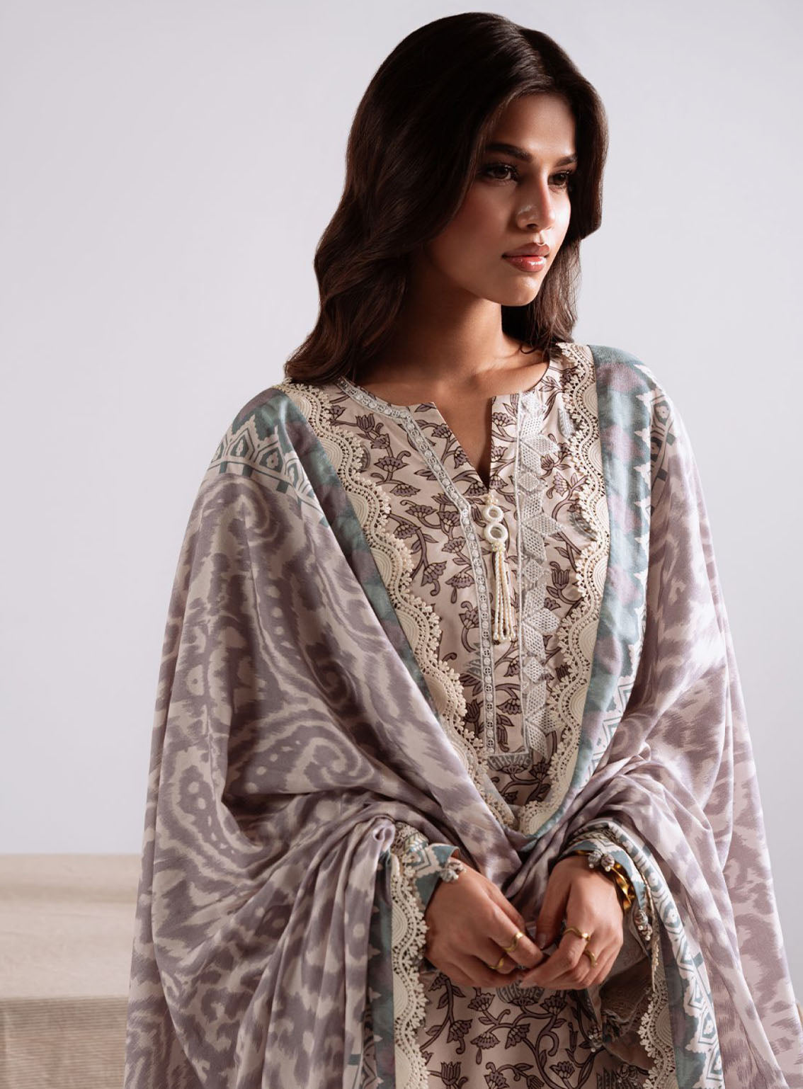 Cross Stitch Embroidered Linen 3 Piece Unstitched Suit CS25WKLM D-13 IZNIK BLOOM Cross Stitch Embroidered Linen 3 Piece Unstitched Suit CS25WKLM D-13 IZNIK BLOOM