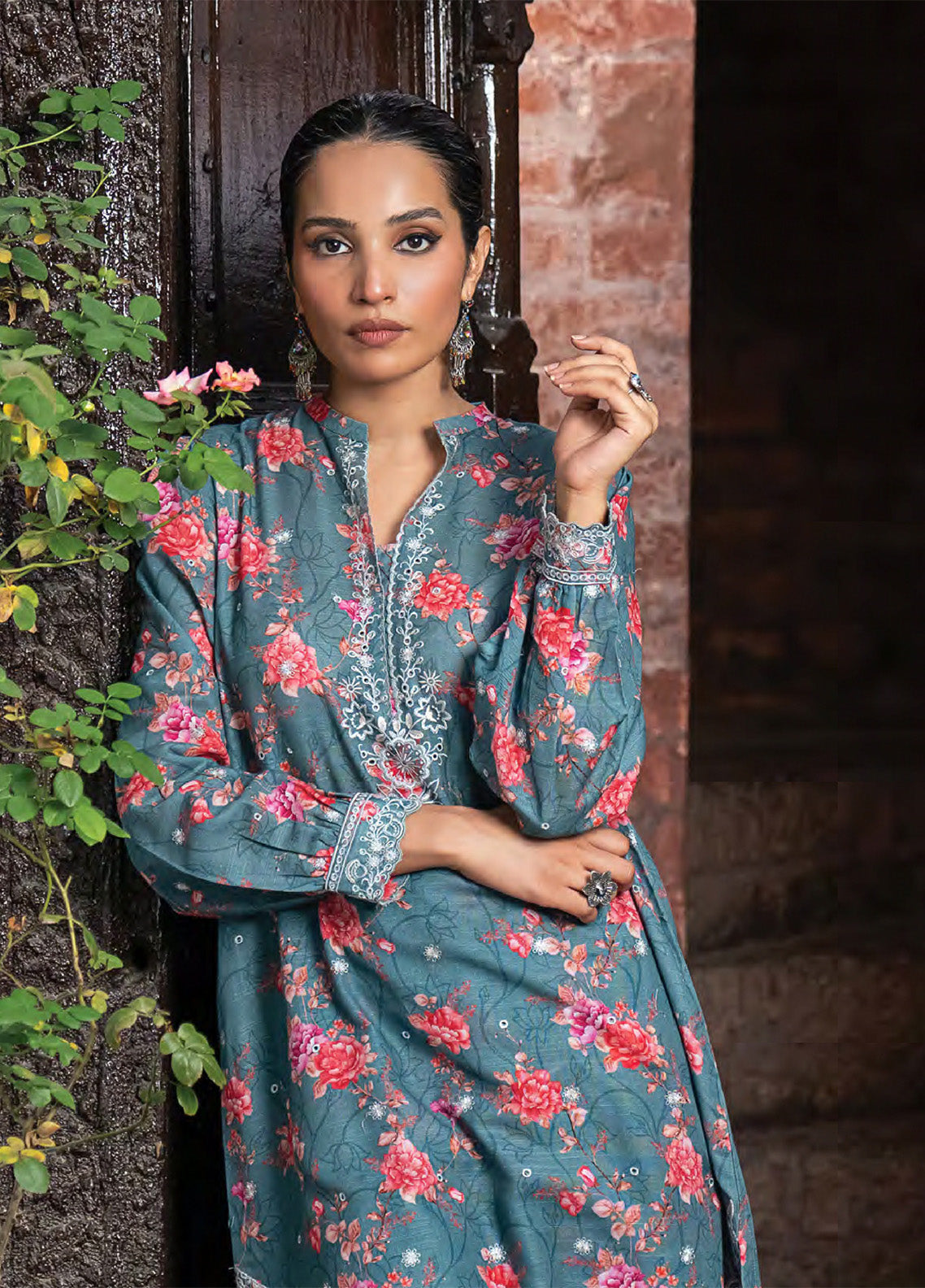 Daastan By LSM Lakhany Embroidered Khaddar 2 Piece Stitched Suit LSM24D LG-AR-0104 Daastan By LSM Lakhany Embroidered Khaddar 2 Piece Stitched Suit LSM24D LG-AR-0104