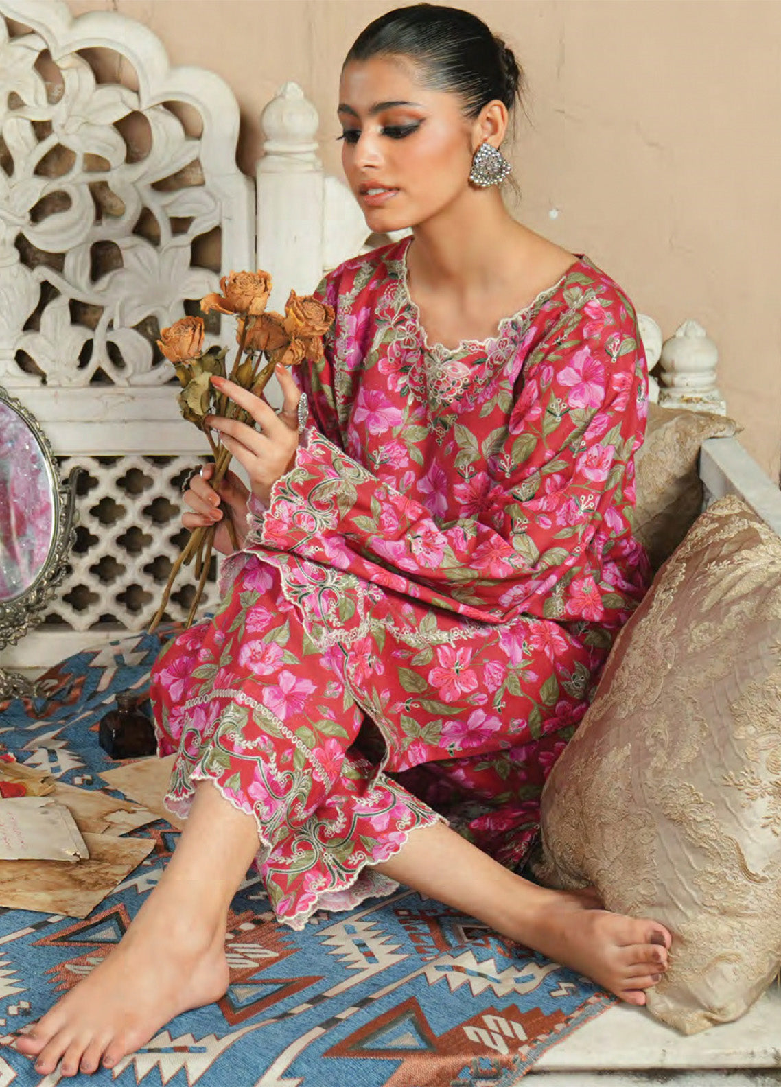 Daastan By LSM Lakhany Embroidered Khaddar 2 Piece Stitched Suit LSM24D LG-MB-0040 Daastan By LSM Lakhany Embroidered Khaddar 2 Piece Stitched Suit LSM24D LG-MB-0040