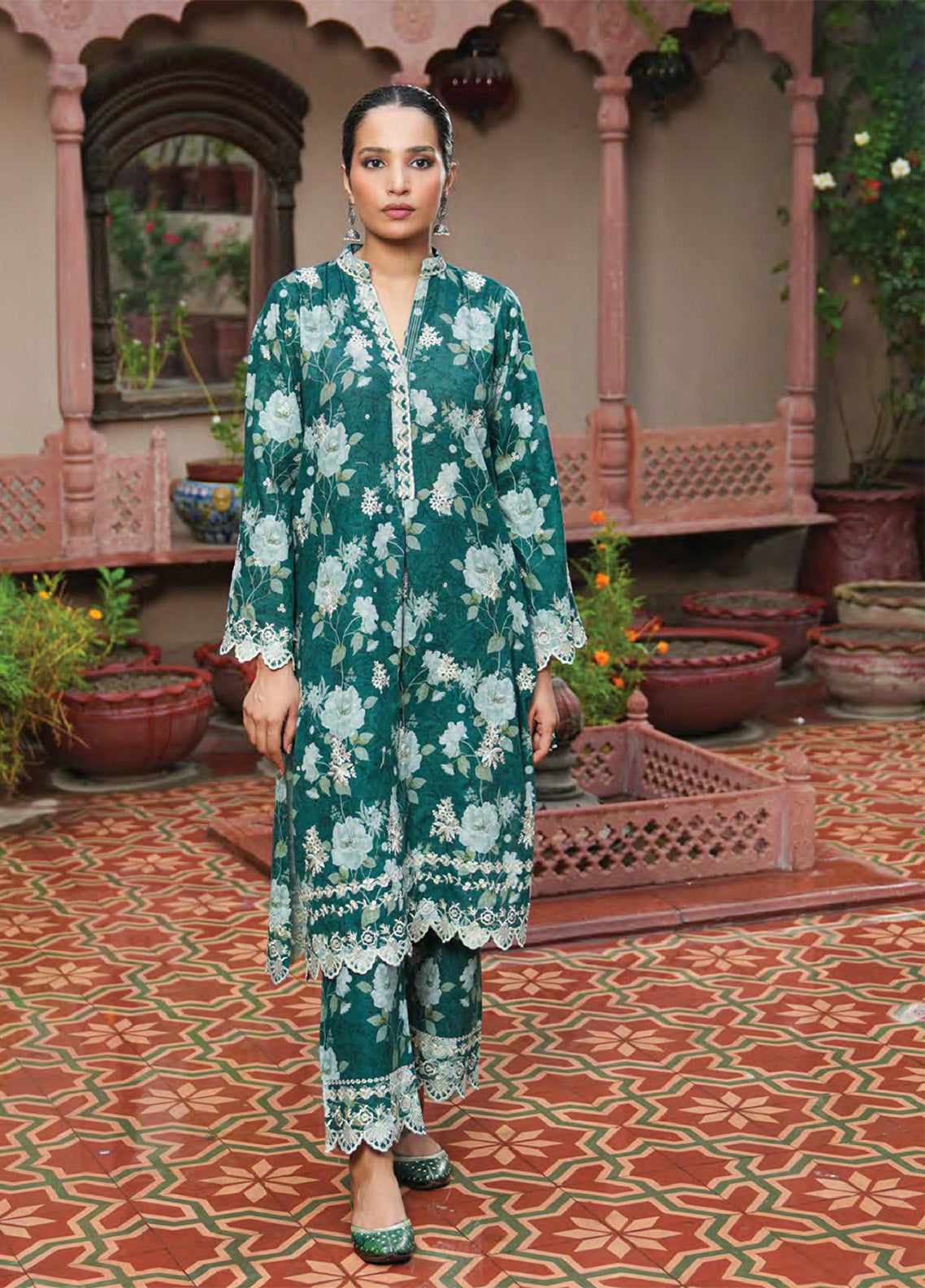 Daastan By LSM Lakhany Embroidered Khaddar 2 Piece Stitched Suit LSM24D LG-RL-0155 Daastan By LSM Lakhany Embroidered Khaddar 2 Piece Stitched Suit LSM24D LG-RL-0155