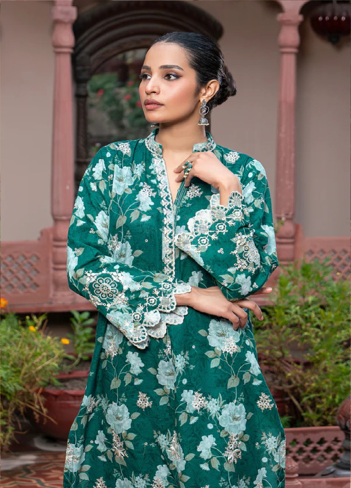 Daastan By LSM Lakhany Embroidered Khaddar 2 Piece Stitched Suit LSM24D LG-RL-0155 Daastan By LSM Lakhany Embroidered Khaddar 2 Piece Stitched Suit LSM24D LG-RL-0155