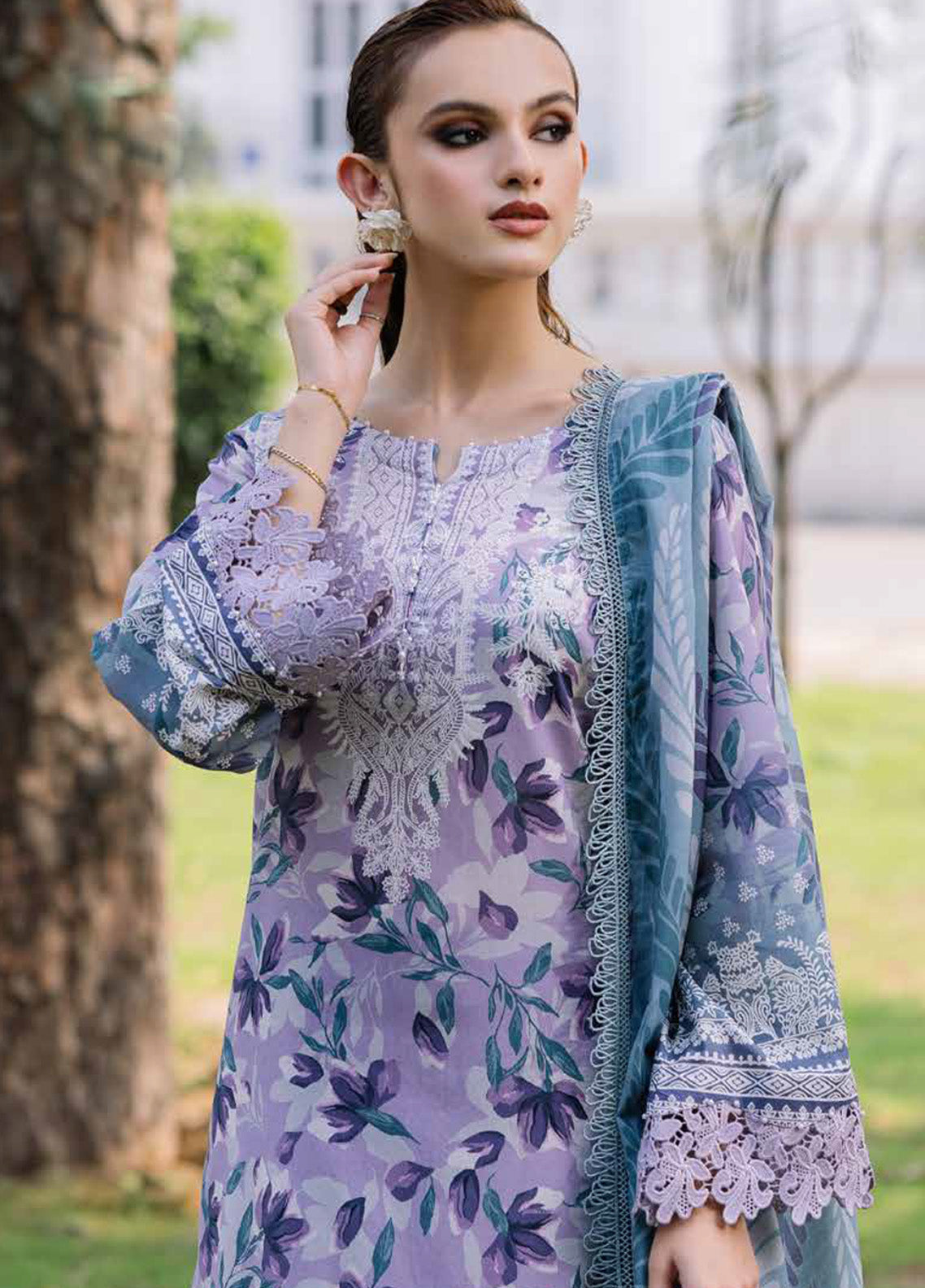 Daily Delights By Nureh Chikankari Embroidered Lawn 3 Piece Unstitched Suit NU25DD D-02 Daily Delights By Nureh Chikankari Embroidered Lawn 3 Piece Unstitched Suit NU25DD D-02