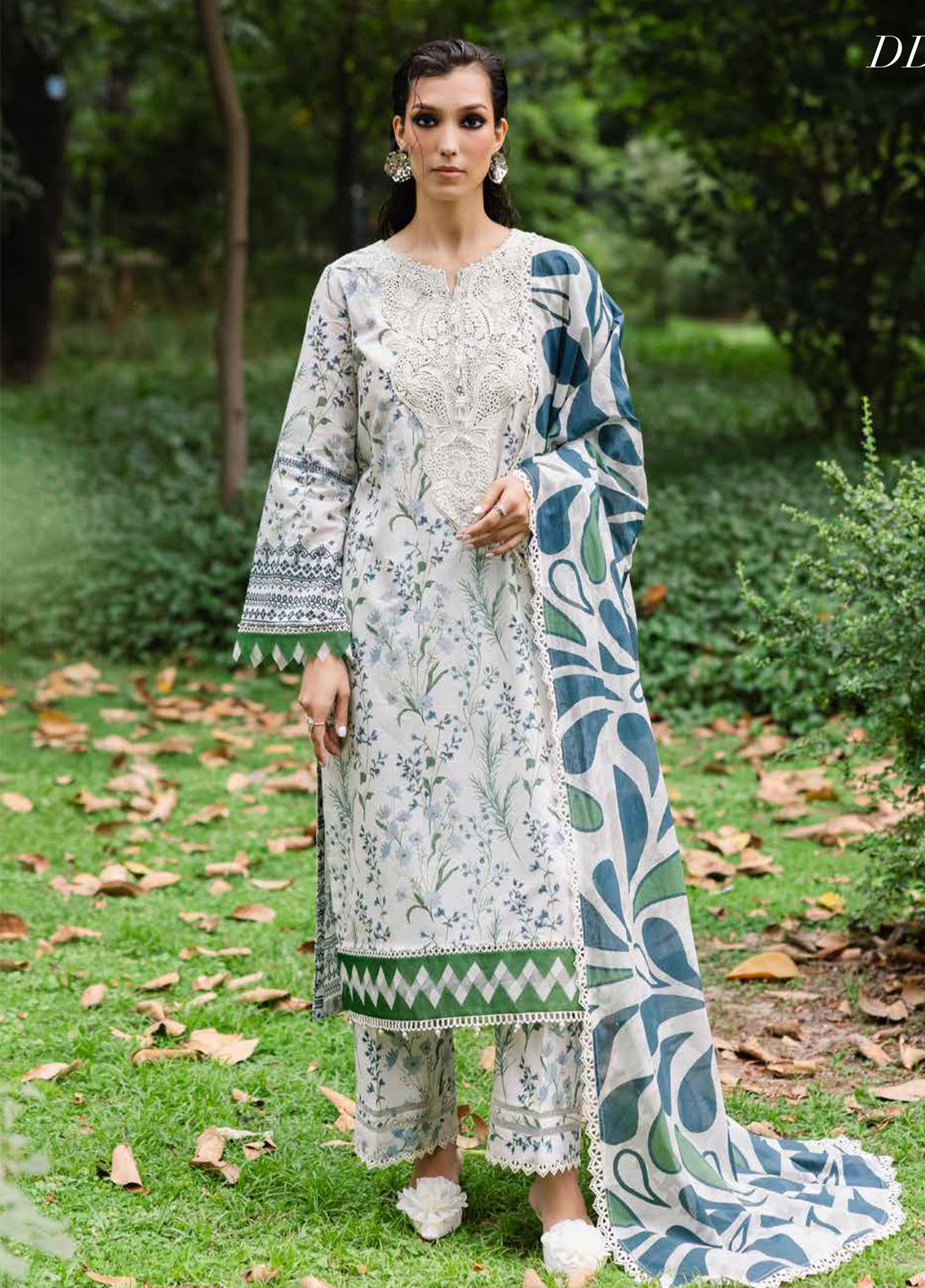 Daily Delights By Nureh Chikankari Embroidered Lawn 3 Piece Unstitched Suit NU25DD D-07 Daily Delights By Nureh Chikankari Embroidered Lawn 3 Piece Unstitched Suit NU25DD D-07