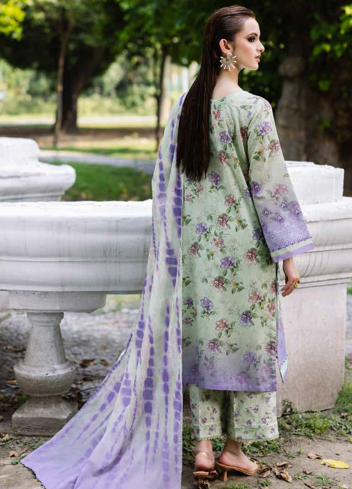 Daily Delights By Nureh Chikankari Embroidered Lawn 3 Piece Unstitched Suit NU25DD D-08 Daily Delights By Nureh Chikankari Embroidered Lawn 3 Piece Unstitched Suit NU25DD D-08