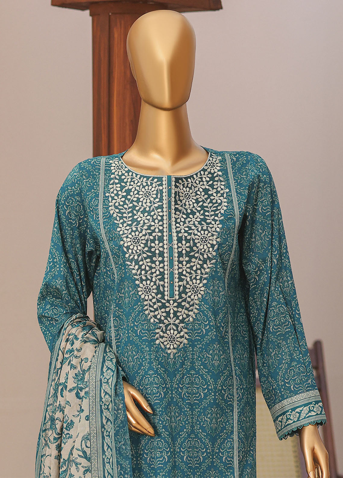 Daily Wear By HZ Textiles Premium Embroidered Lawn 3 Piece Unstitched Suit HZ26DW D-PDW-3140 Daily Wear By HZ Textiles Premium Embroidered Lawn 3 Piece Unstitched Suit HZ26DW D-PDW-3140