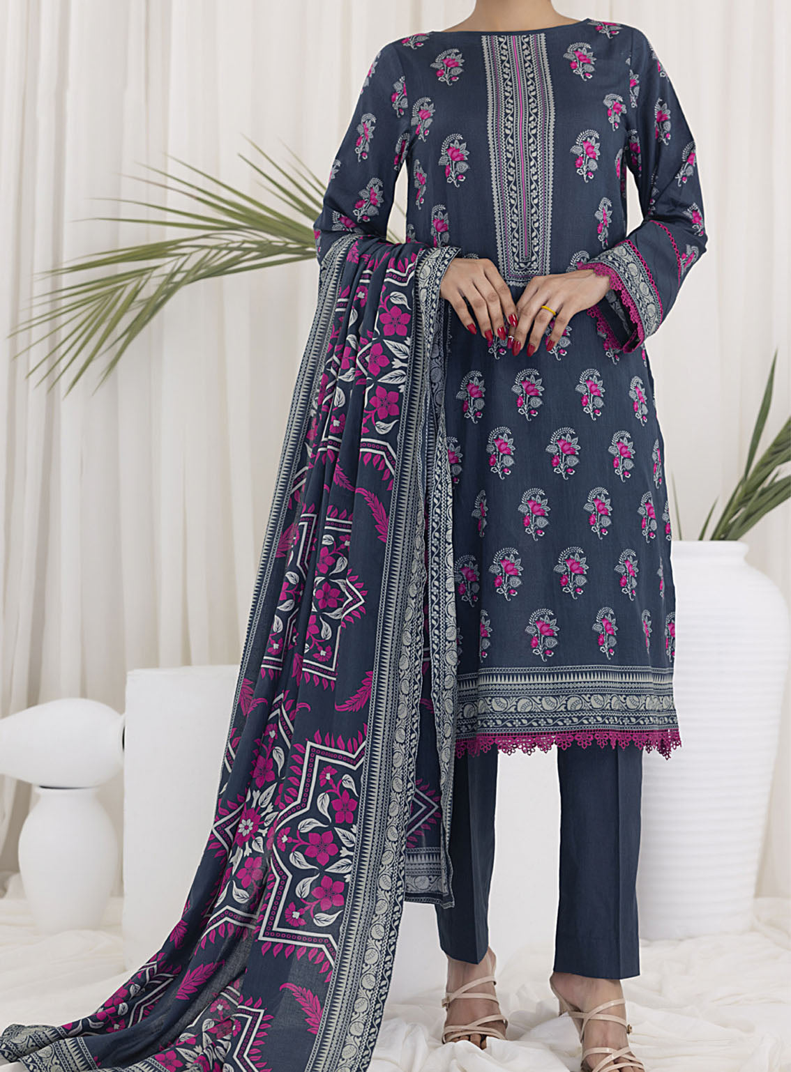 Daman By VS Textile Printed Lawn 3 Piece Unstitched Suit VSU24DPL D-2925A Daman By VS Textile Printed Lawn 3 Piece Unstitched Suit VSU24DPL D-2925A