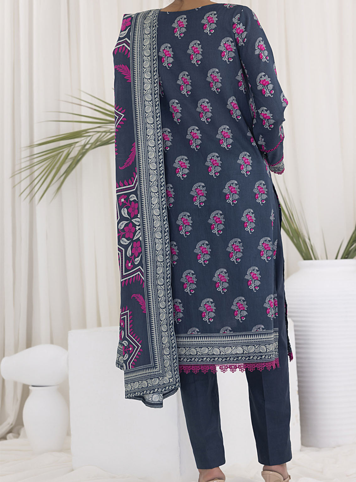 Daman By VS Textile Printed Lawn 3 Piece Unstitched Suit VSU24DPL D-2925A Daman By VS Textile Printed Lawn 3 Piece Unstitched Suit VSU24DPL D-2925A
