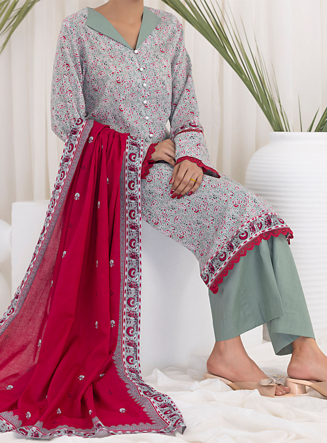 Daman By VS Textile Printed Lawn 3 Piece Unstitched Suit VSU24DPL D-2926B Daman By VS Textile Printed Lawn 3 Piece Unstitched Suit VSU24DPL D-2926B